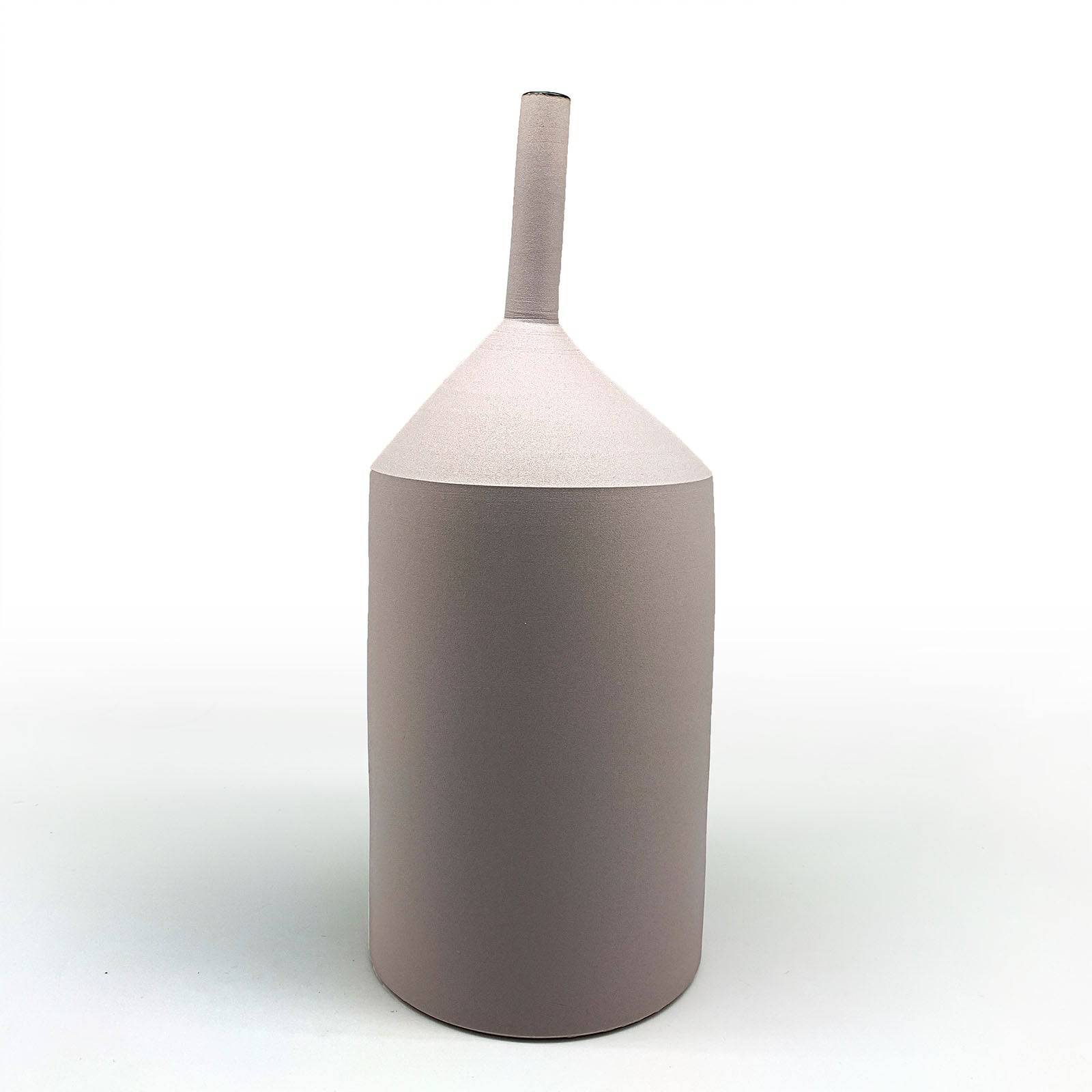 Handmade Ceramic Vase 19238-M-C17 - Vases - ebarza Furniture UAE | Shop Modern Furniture in Abu Dhabi & Dubai - مفروشات ايبازرا في الامارات | تسوق اثاث عصري وديكورات مميزة في دبي وابوظبي