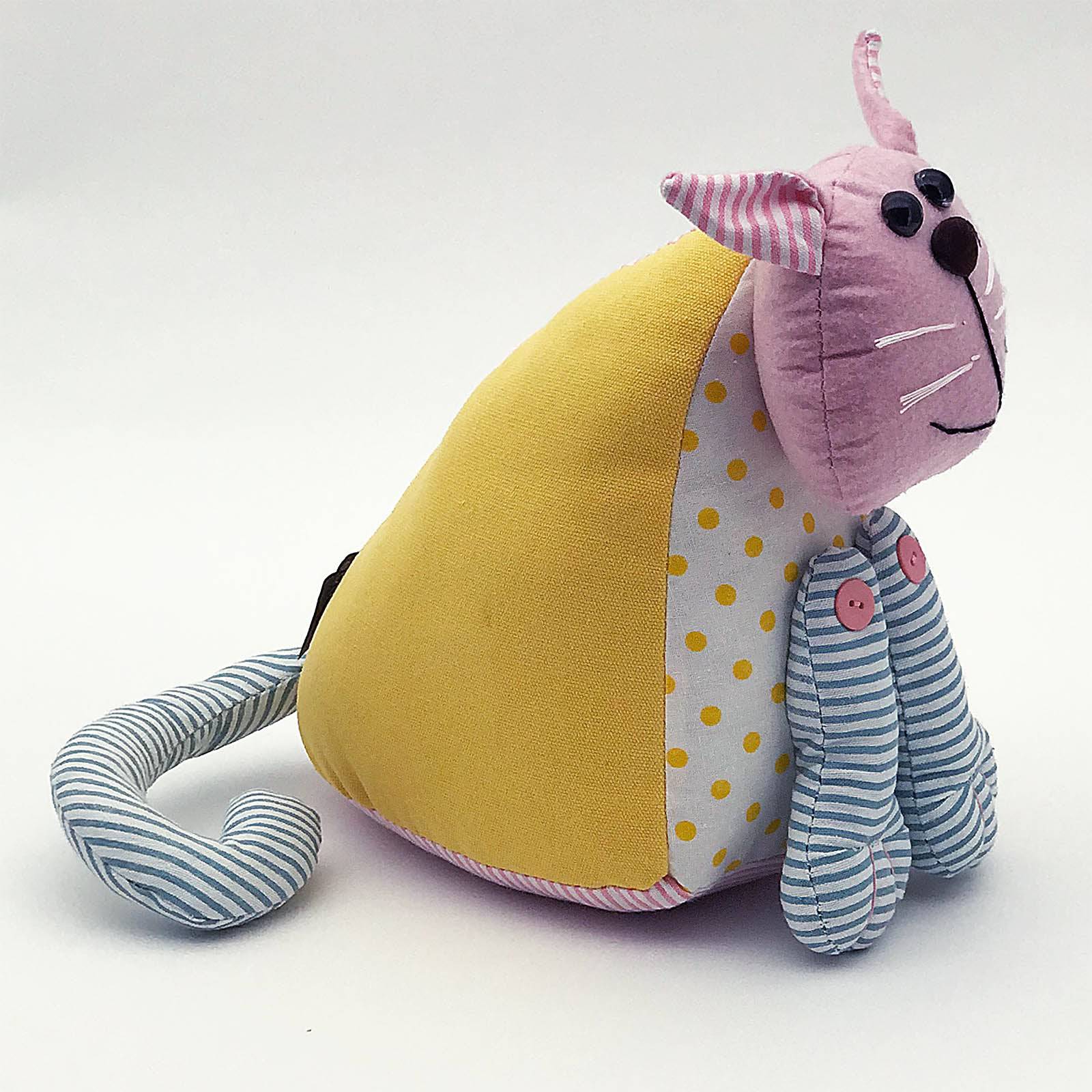 Handmade Cute Cat Animal Decorative Doll/Door Stopper T11217B - Doll/Door stopper - ebarza Furniture UAE | Shop Modern Furniture in Abu Dhabi & Dubai - مفروشات ايبازرا في الامارات | تسوق اثاث عصري وديكورات مميزة في دبي وابوظبي