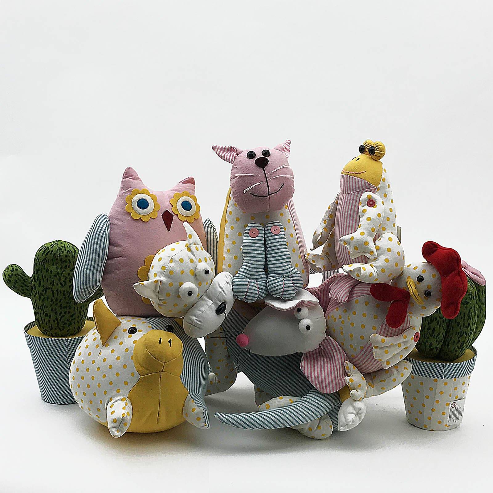 Handmade Cute Chicken Decorative Doll/Door Stopper Z002 - Doll/Door stopper - ebarza Furniture UAE | Shop Modern Furniture in Abu Dhabi & Dubai - مفروشات ايبازرا في الامارات | تسوق اثاث عصري وديكورات مميزة في دبي وابوظبي