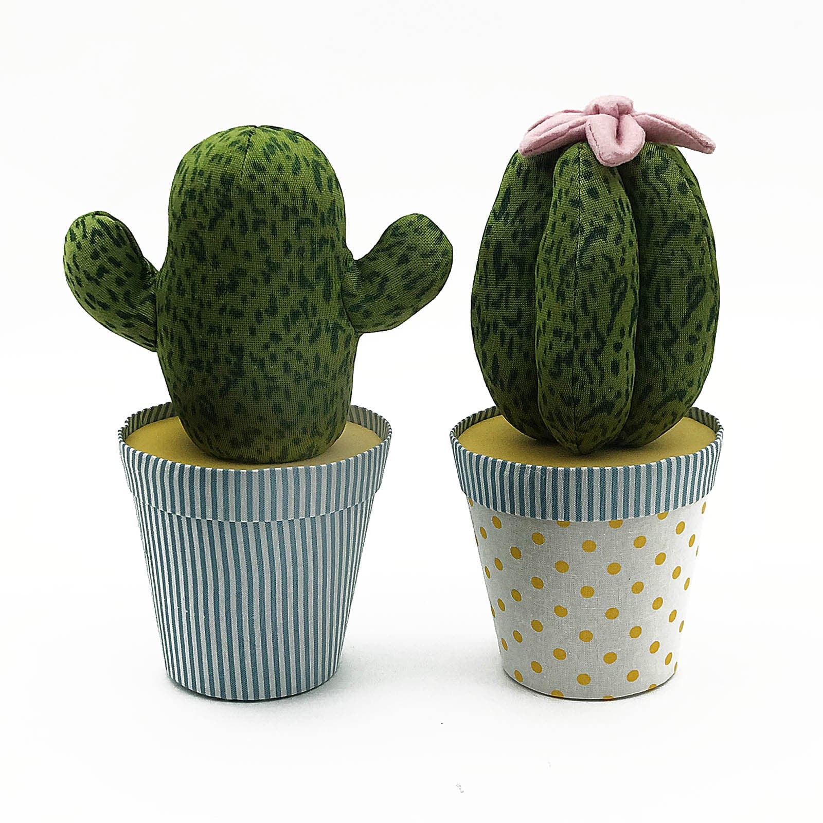 Handmade Cute Decorative Doll/Door Stopper T16216B - Doll/Door stopper - ebarza Furniture UAE | Shop Modern Furniture in Abu Dhabi & Dubai - مفروشات ايبازرا في الامارات | تسوق اثاث عصري وديكورات مميزة في دبي وابوظبي