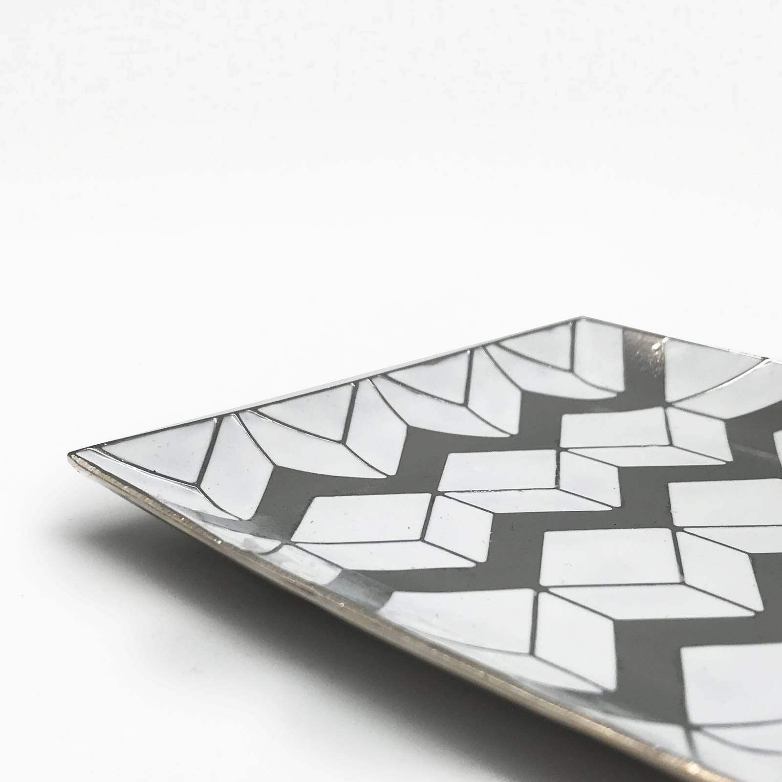 Handmade Zinc Napkin Ring Chrome 79919A000 - Napkin Rings - ebarza Furniture UAE | Shop Modern Furniture in Abu Dhabi & Dubai - مفروشات ايبازرا في الامارات | تسوق اثاث عصري وديكورات مميزة في دبي وابوظبي