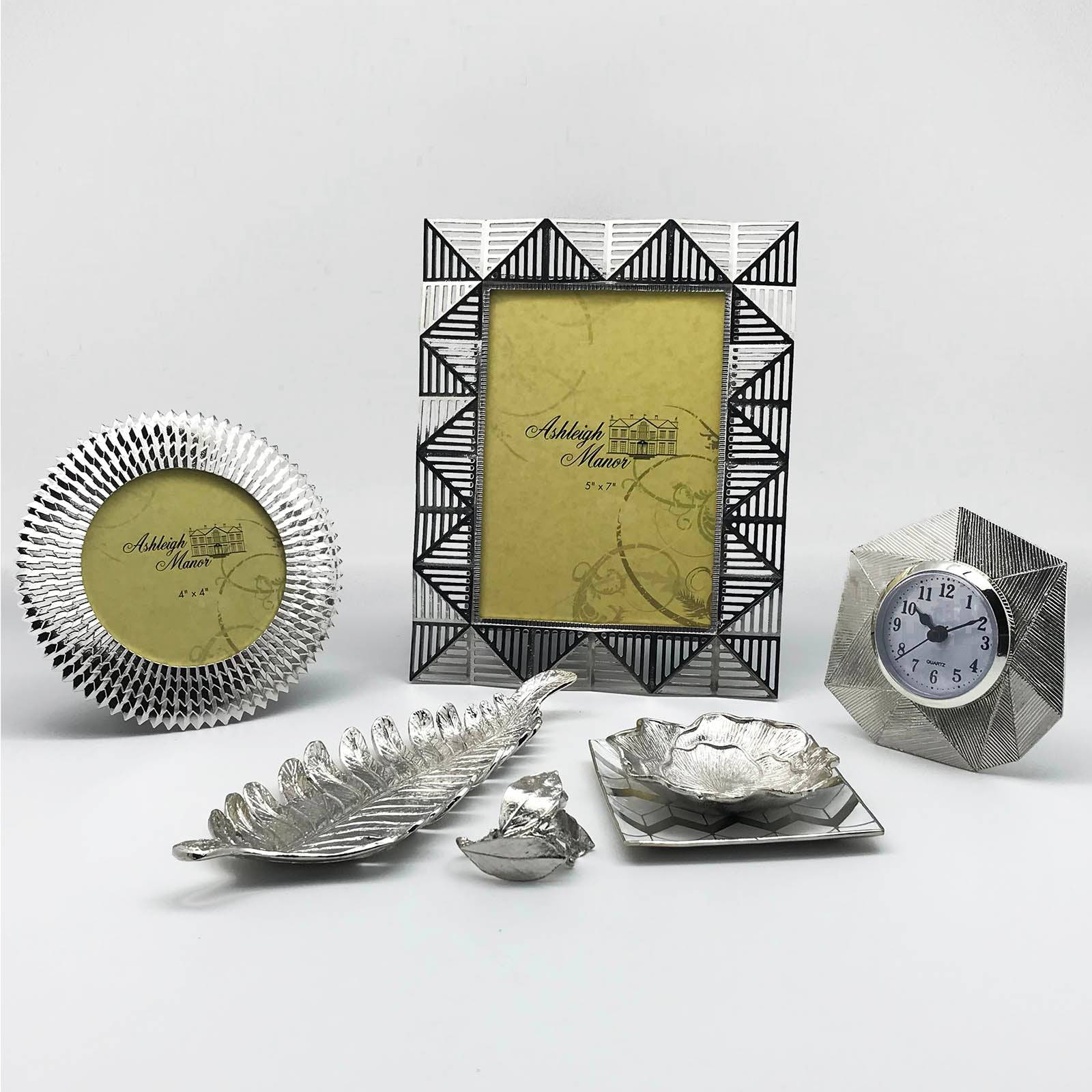 Handmade Zinc Plate/Ashtray Chrome 48134A000 - Trays - ebarza Furniture UAE | Shop Modern Furniture in Abu Dhabi & Dubai - مفروشات ايبازرا في الامارات | تسوق اثاث عصري وديكورات مميزة في دبي وابوظبي