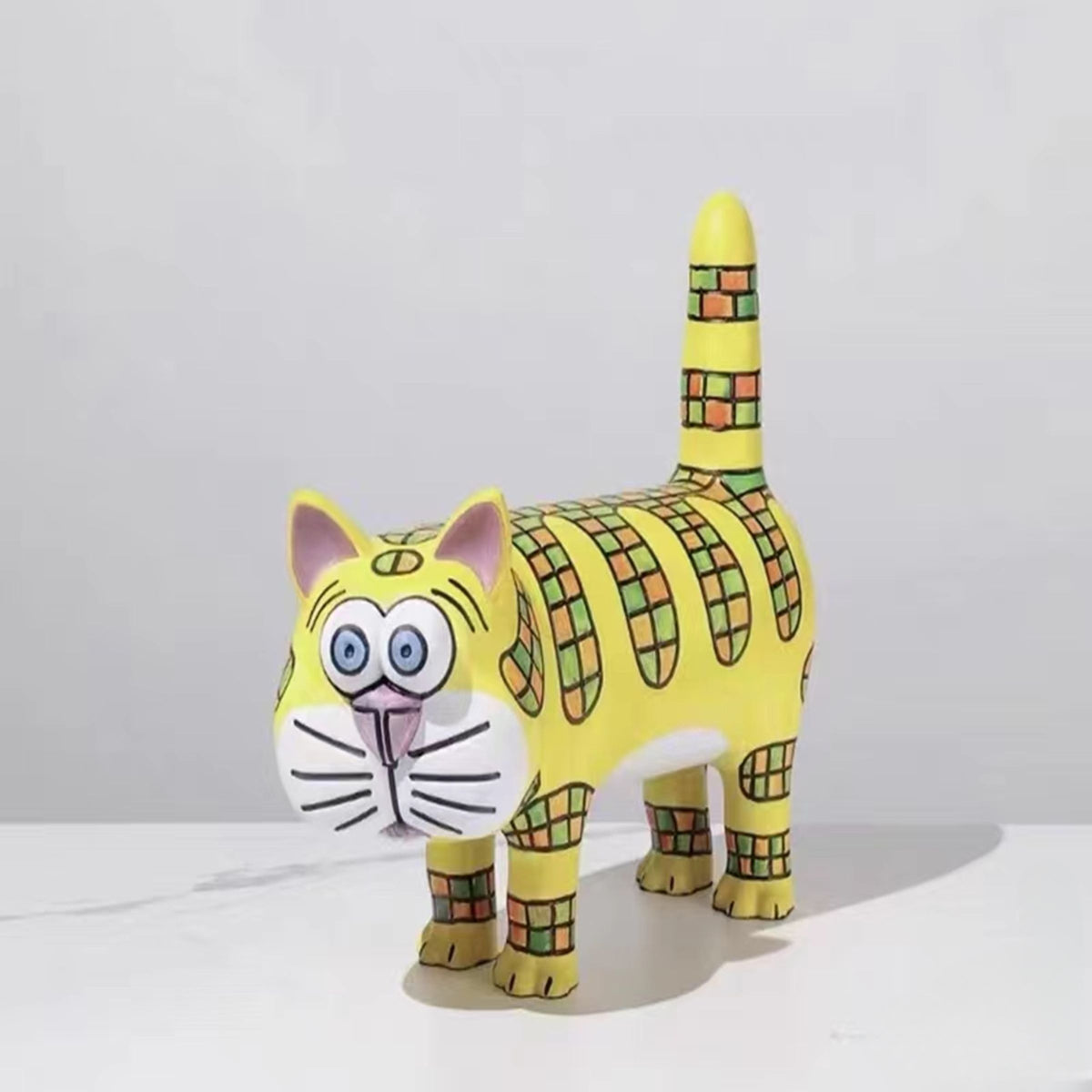 BEACON home decor figurine BJ-651, decorative ceramic sculpture for living room or shelf display.