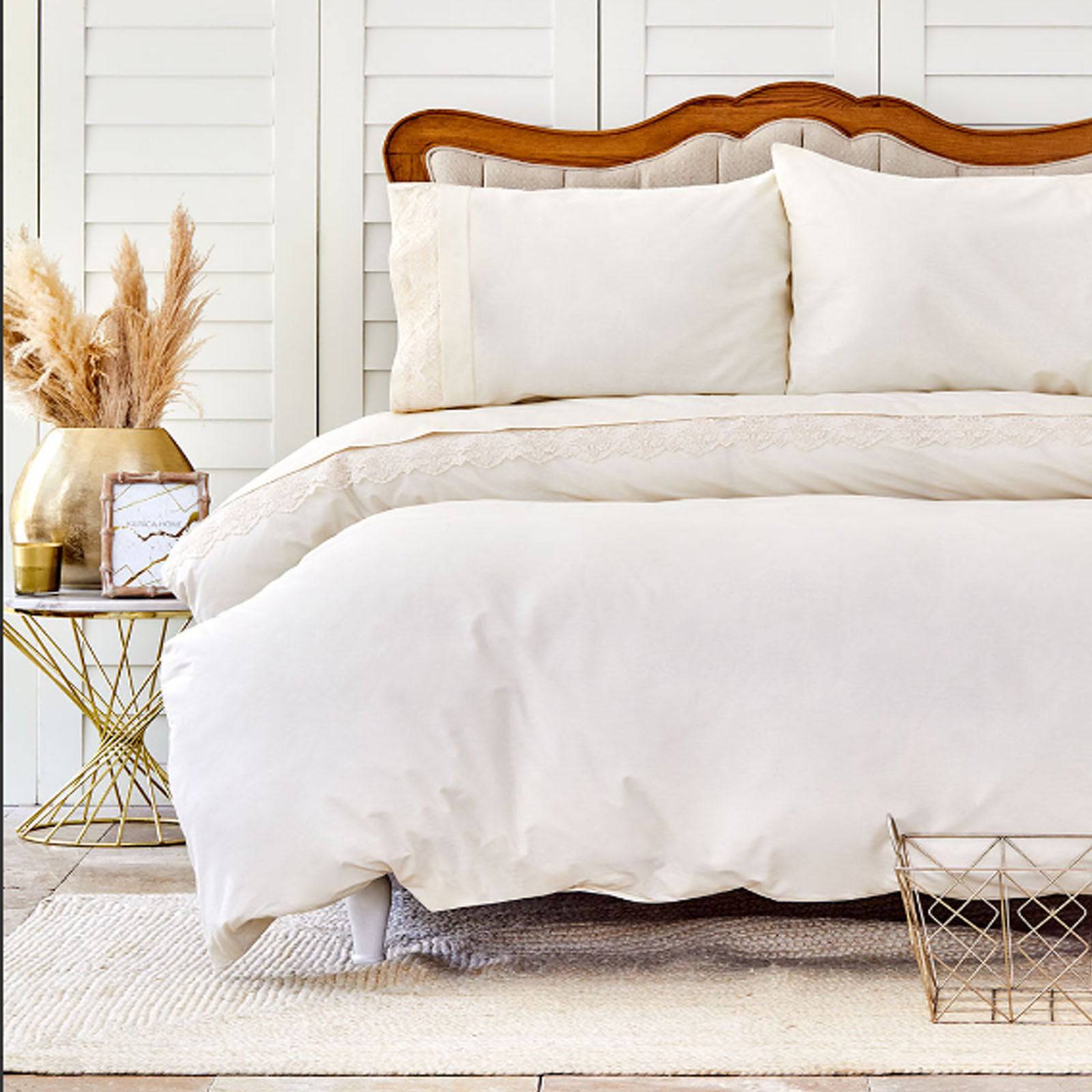 Karaca Home Beatriz Gold Cotton Double Lacy Duvet Cover Set 200.16.01.0356 - Bedding - ebarza Furniture UAE | Shop Modern Furniture in Abu Dhabi & Dubai - مفروشات ايبازرا في الامارات | تسوق اثاث عصري وديكورات مميزة في دبي وابوظبي