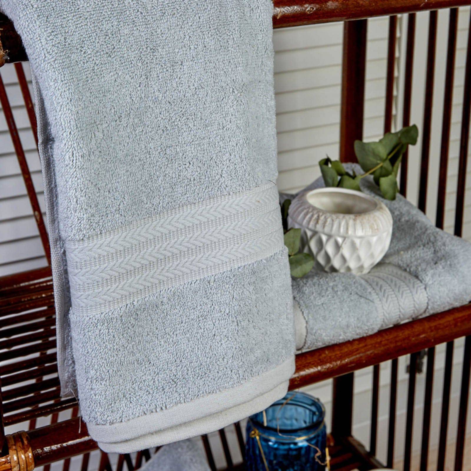 Karaca Home Charm Exclusive Blue Towel 50X90 Cm 200.16.01.0145 - Towels - ebarza Furniture UAE | Shop Modern Furniture in Abu Dhabi & Dubai - مفروشات ايبازرا في الامارات | تسوق اثاث عصري وديكورات مميزة في دبي وابوظبي