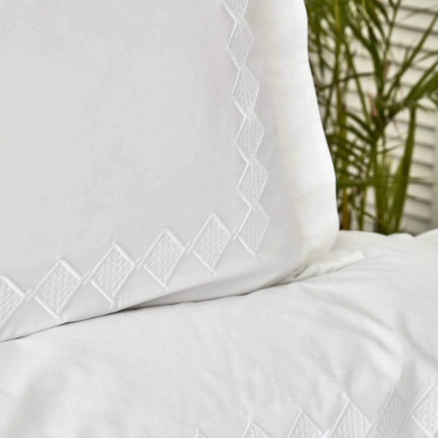 Karaca Home White Collection Marigold 100% Cotton Double Duvet Cover Set 200.18.01.0645 - Bedding - ebarza Furniture UAE | Shop Modern Furniture in Abu Dhabi & Dubai - مفروشات ايبازرا في الامارات | تسوق اثاث عصري وديكورات مميزة في دبي وابوظبي