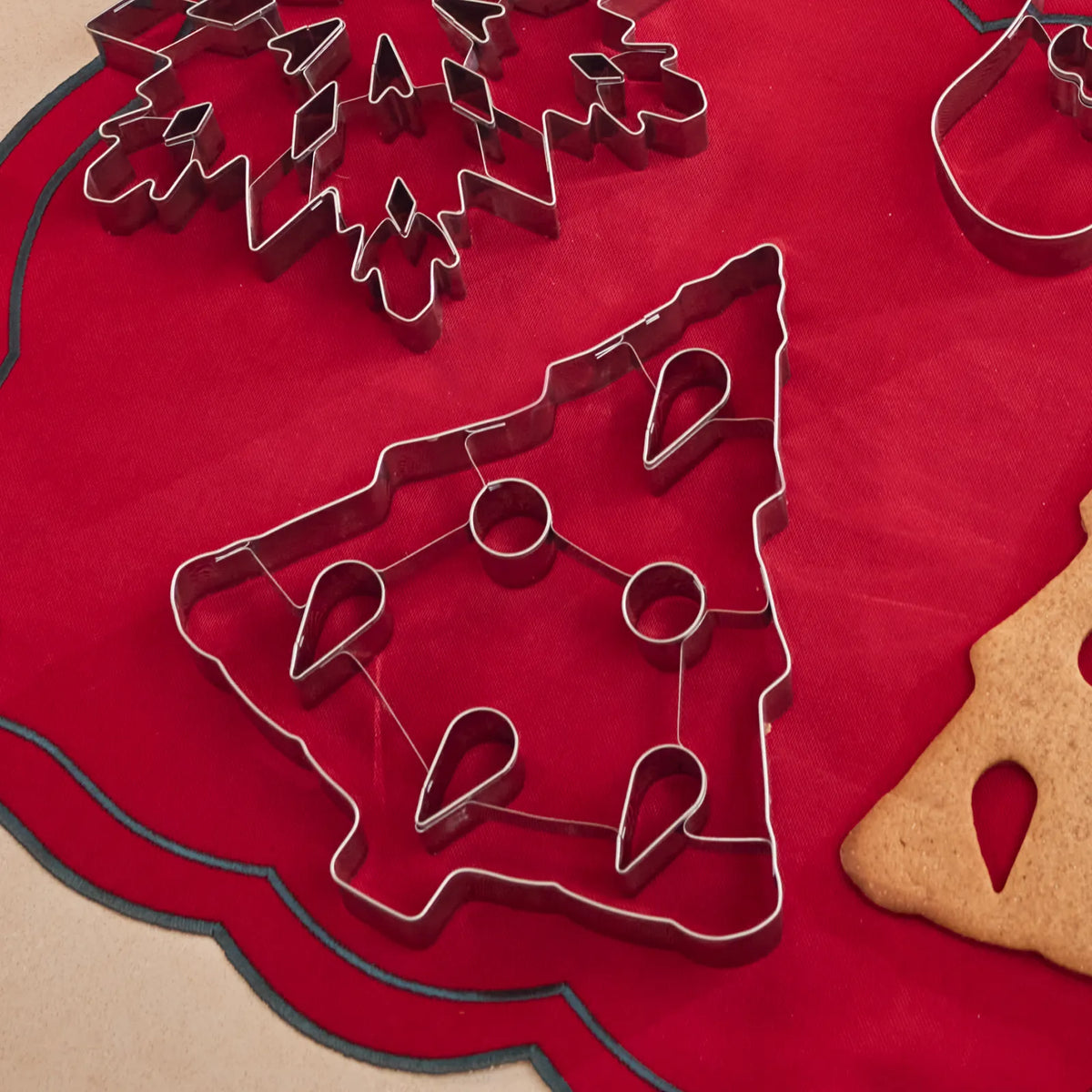 Karaca New Year Pine Tree Cookie Mold for baking, featuring a festive pine tree design, part of KARACA cookware sets.