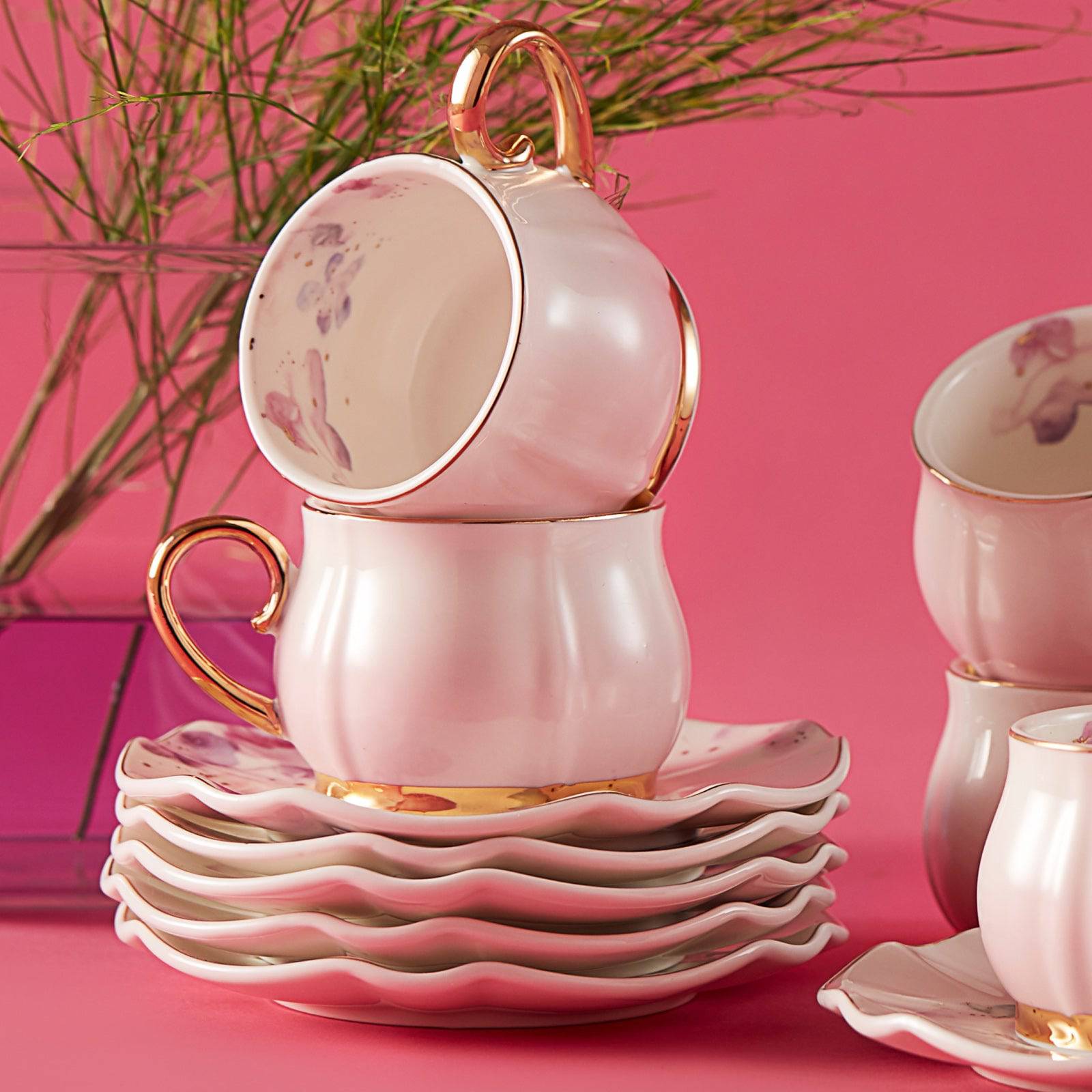 Karaca Pink Garden Set Of 6 Coffee Cups 153.03.06.1467 -  Coffee Sets | طقم 6 فناجين قهوة كاراجا بينك جاردن - ebarza Furniture UAE | Shop Modern Furniture in Abu Dhabi & Dubai - مفروشات ايبازرا في الامارات | تسوق اثاث عصري وديكورات مميزة في دبي وابوظبي