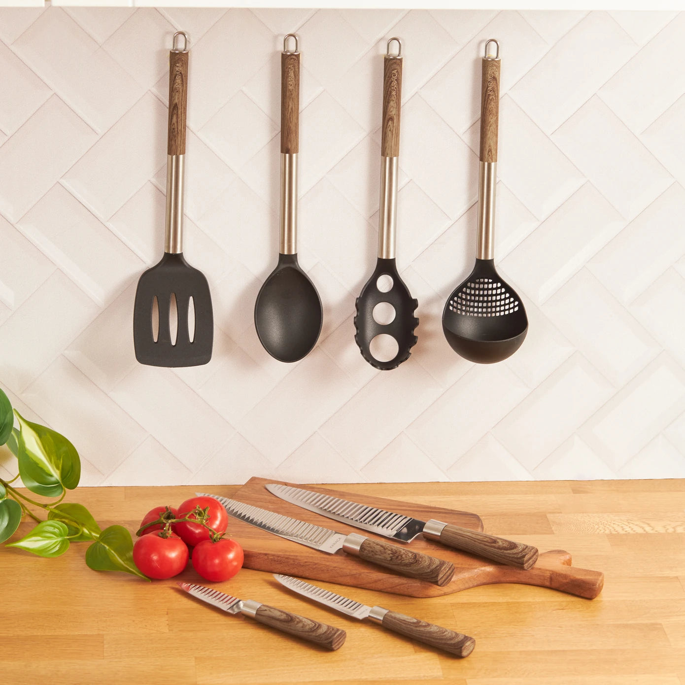 Karaca Timber 8 Piece Knife and Serving Set 153.03.06.7427 - Service Sets - ebarza Furniture UAE | Shop Modern Furniture in Abu Dhabi & Dubai - مفروشات ايبازرا في الامارات | تسوق اثاث عصري وديكورات مميزة في دبي وابوظبي