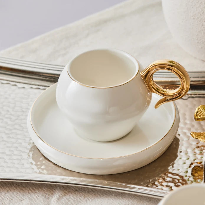 Karaca Venus Gold set of 2 coffee cups, 135 ml, elegant gold accents, ceramic material, perfect for serving coffee.