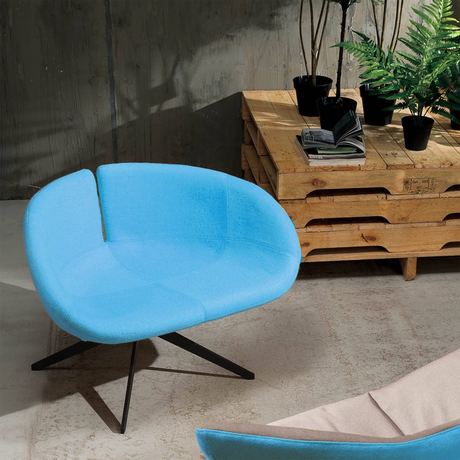 Lille Lounge Chair Lc012-1-B -  Lounge Chairs | كرسي صالة ليلي - ebarza Furniture UAE | Shop Modern Furniture in Abu Dhabi & Dubai - مفروشات ايبازرا في الامارات | تسوق اثاث عصري وديكورات مميزة في دبي وابوظبي