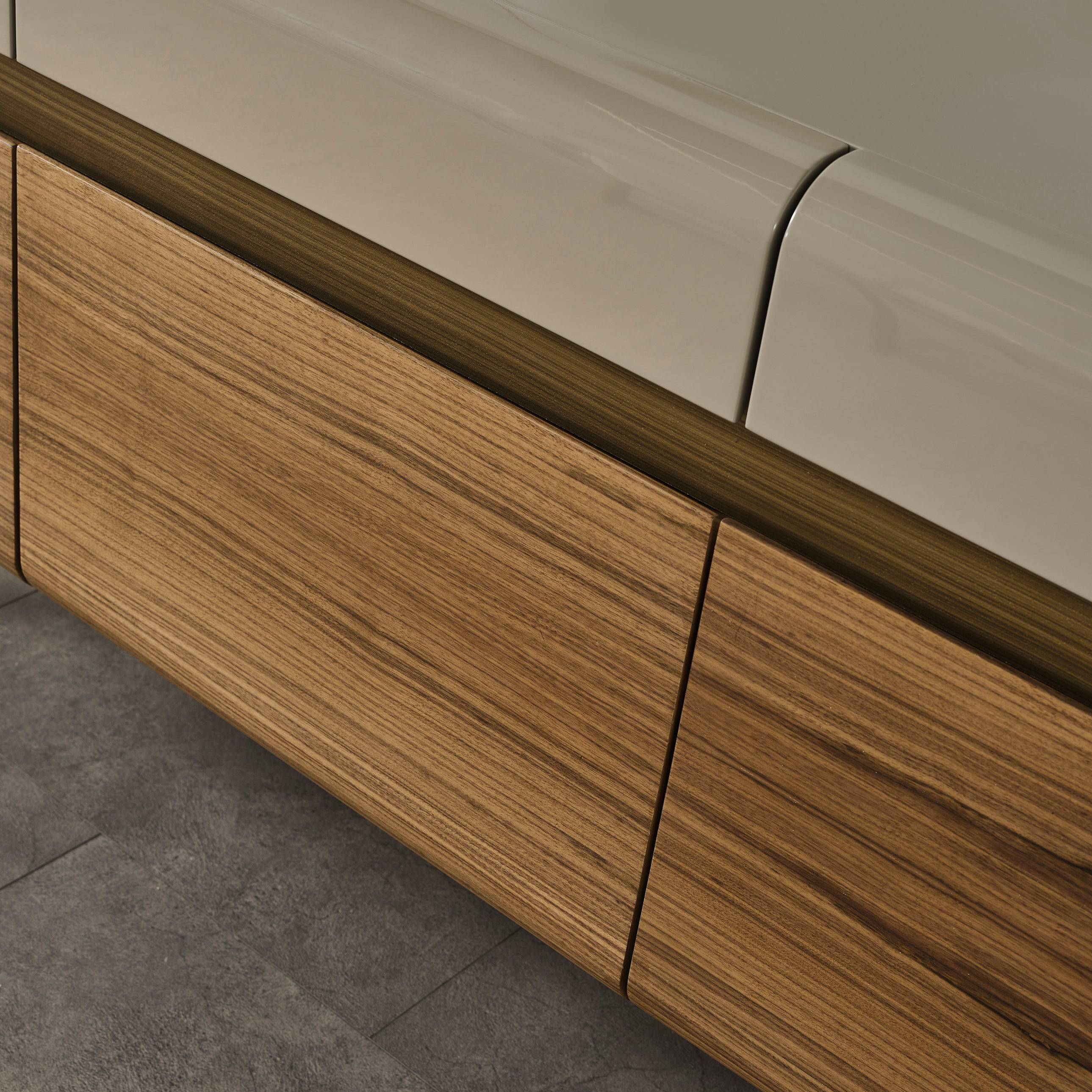 Display Item - Lucca Kristal Sideboard And Mirror Krstl-Lucasb-Nakheel - DISPLAY ITEM - ebarza Furniture UAE | Shop Modern Furniture in Abu Dhabi & Dubai - مفروشات ايبازرا في الامارات | تسوق اثاث عصري وديكورات مميزة في دبي وابوظبي