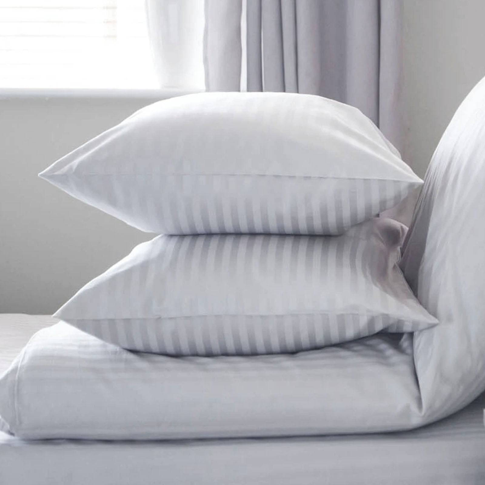 Lux Hotel King Bed Linen Set Lux-King - Bedding - ebarza Furniture UAE | Shop Modern Furniture in Abu Dhabi & Dubai - مفروشات ايبازرا في الامارات | تسوق اثاث عصري وديكورات مميزة في دبي وابوظبي