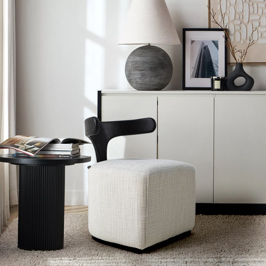 BEACON Minoti dining chair PS-A146 with wooden legs and cushioned seat, modern design for dining room or kitchen.