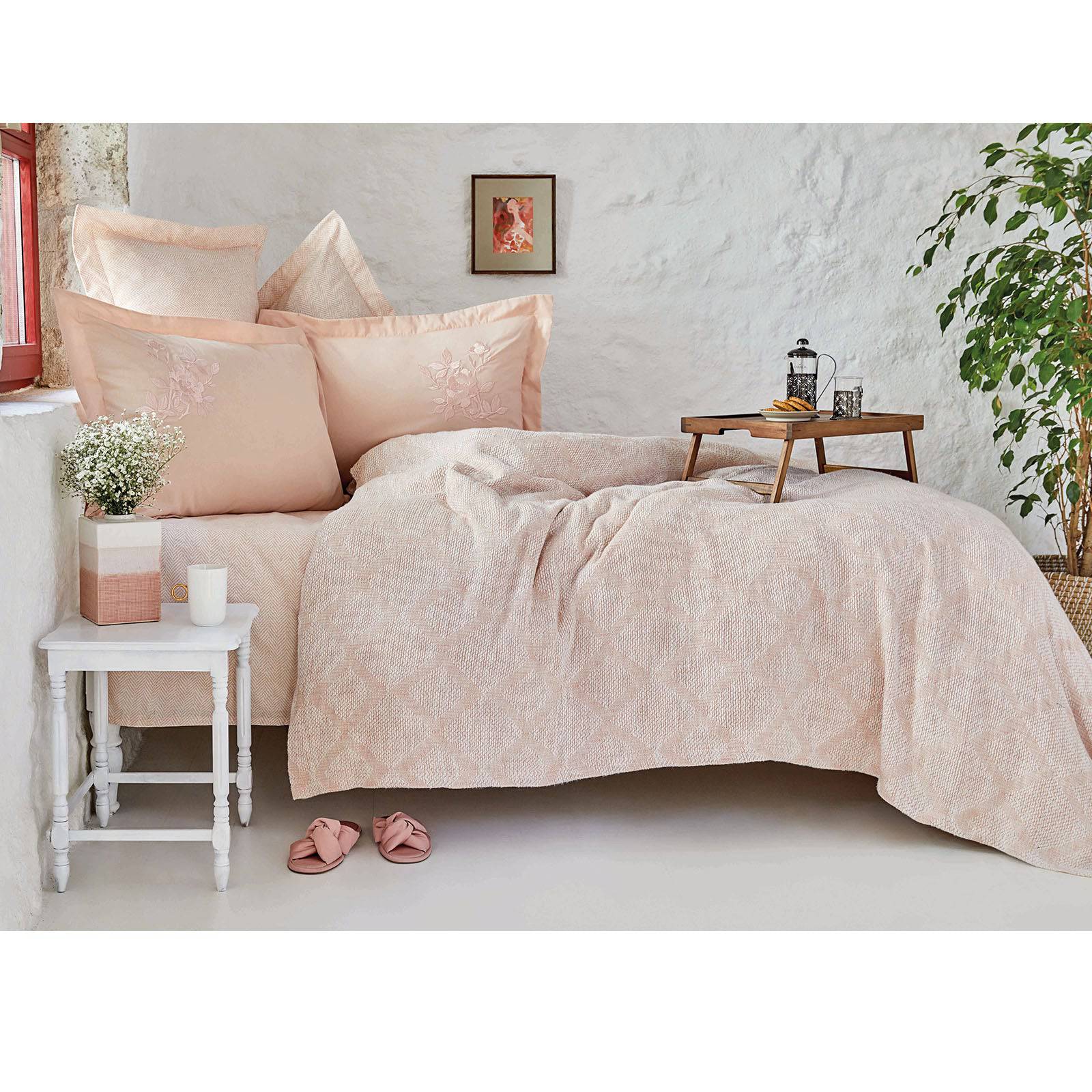 Miracle Blush Bedding Set 200.16.01.0052 - Bedding - ebarza Furniture UAE | Shop Modern Furniture in Abu Dhabi & Dubai - مفروشات ايبازرا في الامارات | تسوق اثاث عصري وديكورات مميزة في دبي وابوظبي
