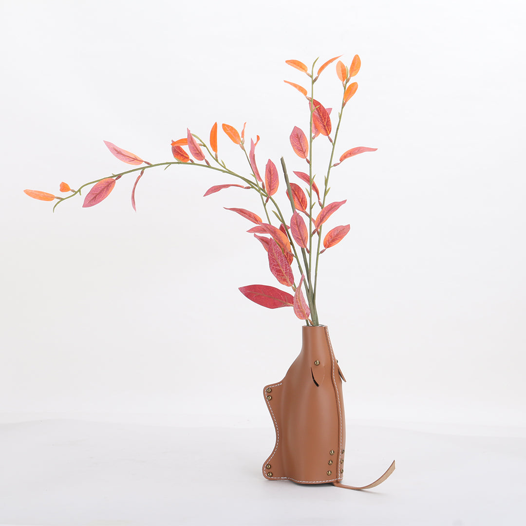 Mouse Vase/Sculpture KB3024 - Vases - ebarza Furniture UAE | Shop Modern Furniture in Abu Dhabi & Dubai - مفروشات ايبازرا في الامارات | تسوق اثاث عصري وديكورات مميزة في دبي وابوظبي