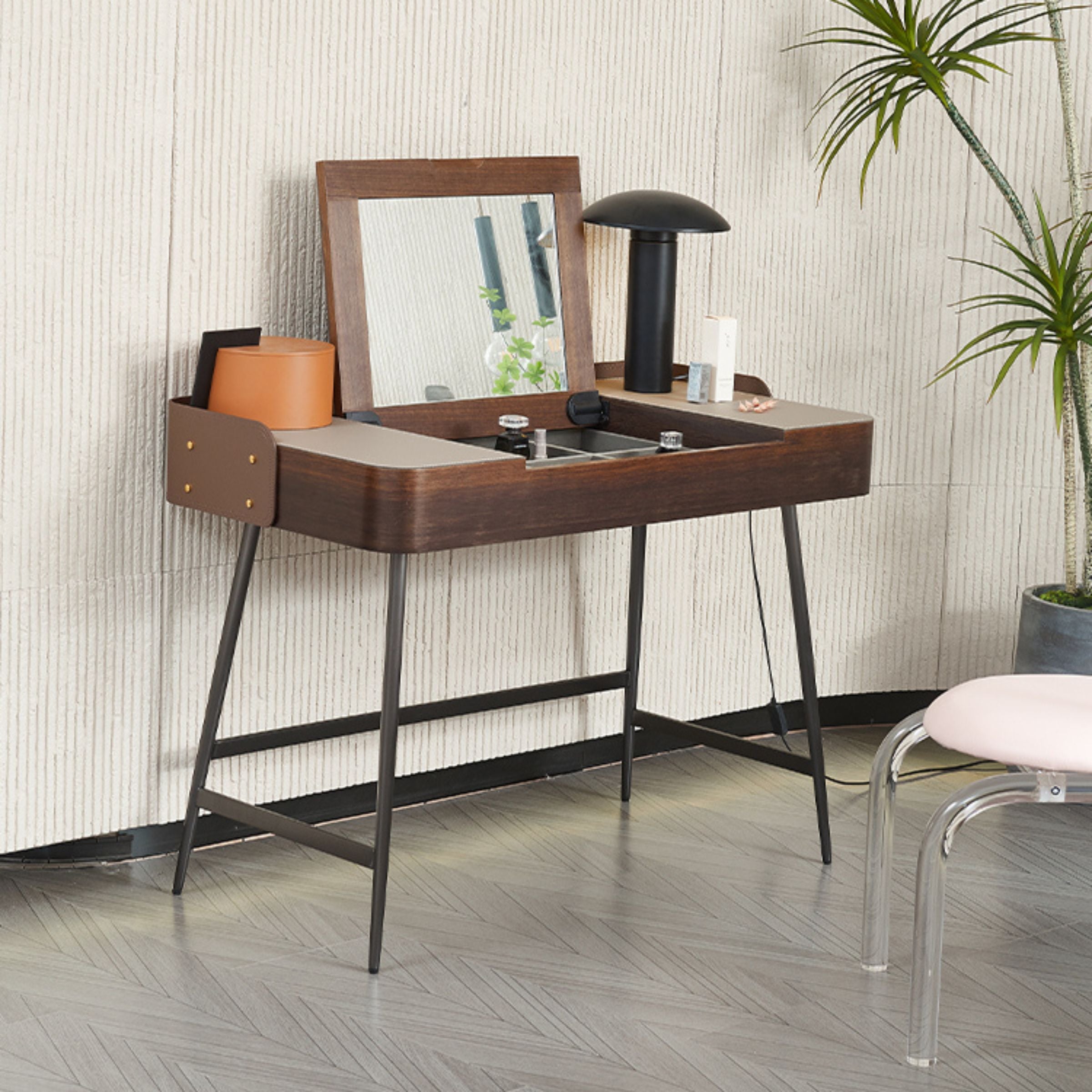 Saddle Leather Stainless Steel Dresser MLL-T75 - Dressers - ebarza Furniture UAE | Shop Modern Furniture in Abu Dhabi & Dubai - مفروشات ايبازرا في الامارات | تسوق اثاث عصري وديكورات مميزة في دبي وابوظبي