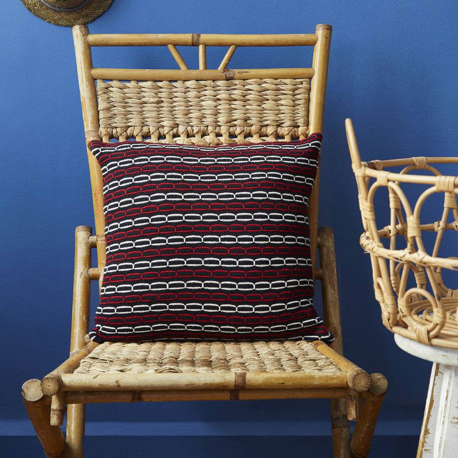 Nautica Home Chain Knitwear Filled Pillow 45X45 Cm 180.01.01.0381 - Cushions - ebarza Furniture UAE | Shop Modern Furniture in Abu Dhabi & Dubai - مفروشات ايبازرا في الامارات | تسوق اثاث عصري وديكورات مميزة في دبي وابوظبي