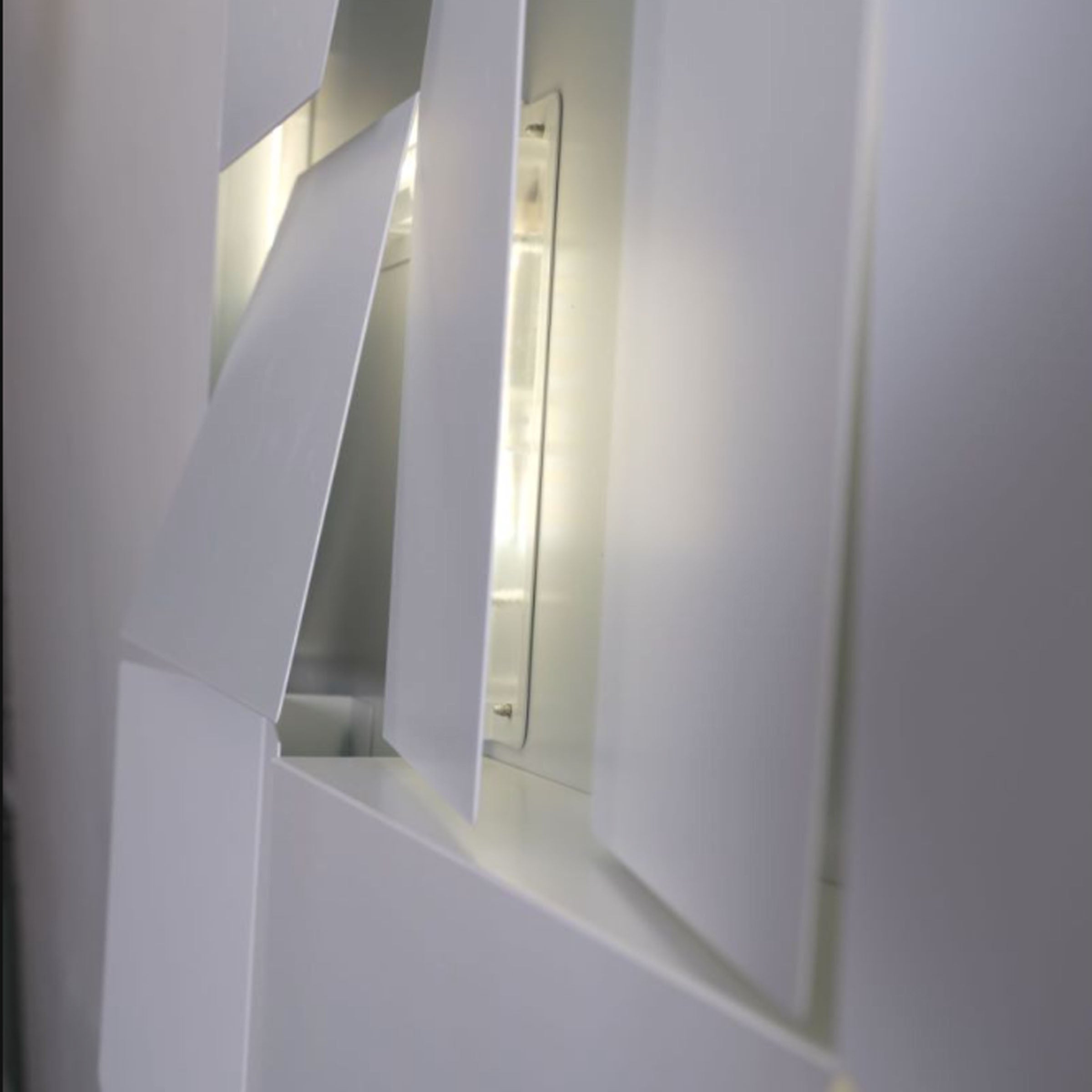 Pre-order 35 Days Delivery Origami Wall lamp CY-BD-1060 - Wall Lamps - ebarza Furniture UAE | Shop Modern Furniture in Abu Dhabi & Dubai - مفروشات ايبازرا في الامارات | تسوق اثاث عصري وديكورات مميزة في دبي وابوظبي