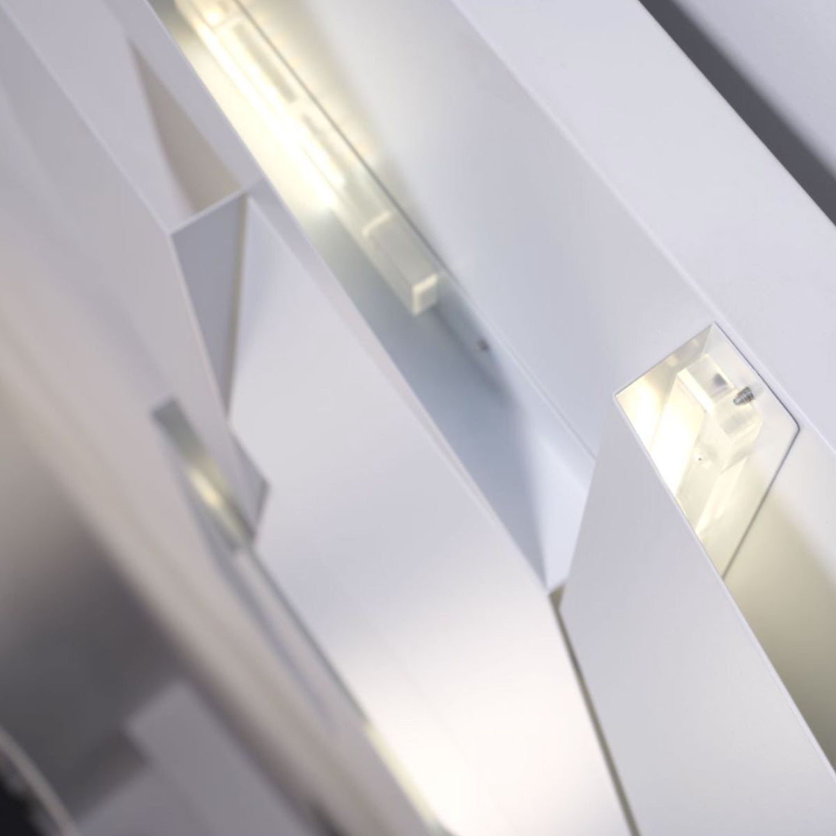 Pre-order 35 Days Delivery Origami Wall lamp CY-BD-1060 - Wall Lamps - ebarza Furniture UAE | Shop Modern Furniture in Abu Dhabi & Dubai - مفروشات ايبازرا في الامارات | تسوق اثاث عصري وديكورات مميزة في دبي وابوظبي