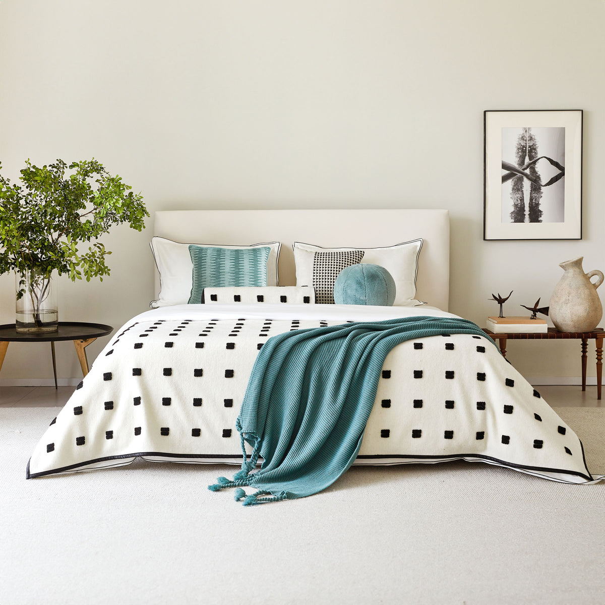 BEACON Orlando Full Bedding Set EBB038 with coordinated comforter, sheets, and pillowcases for a complete bedroom look.