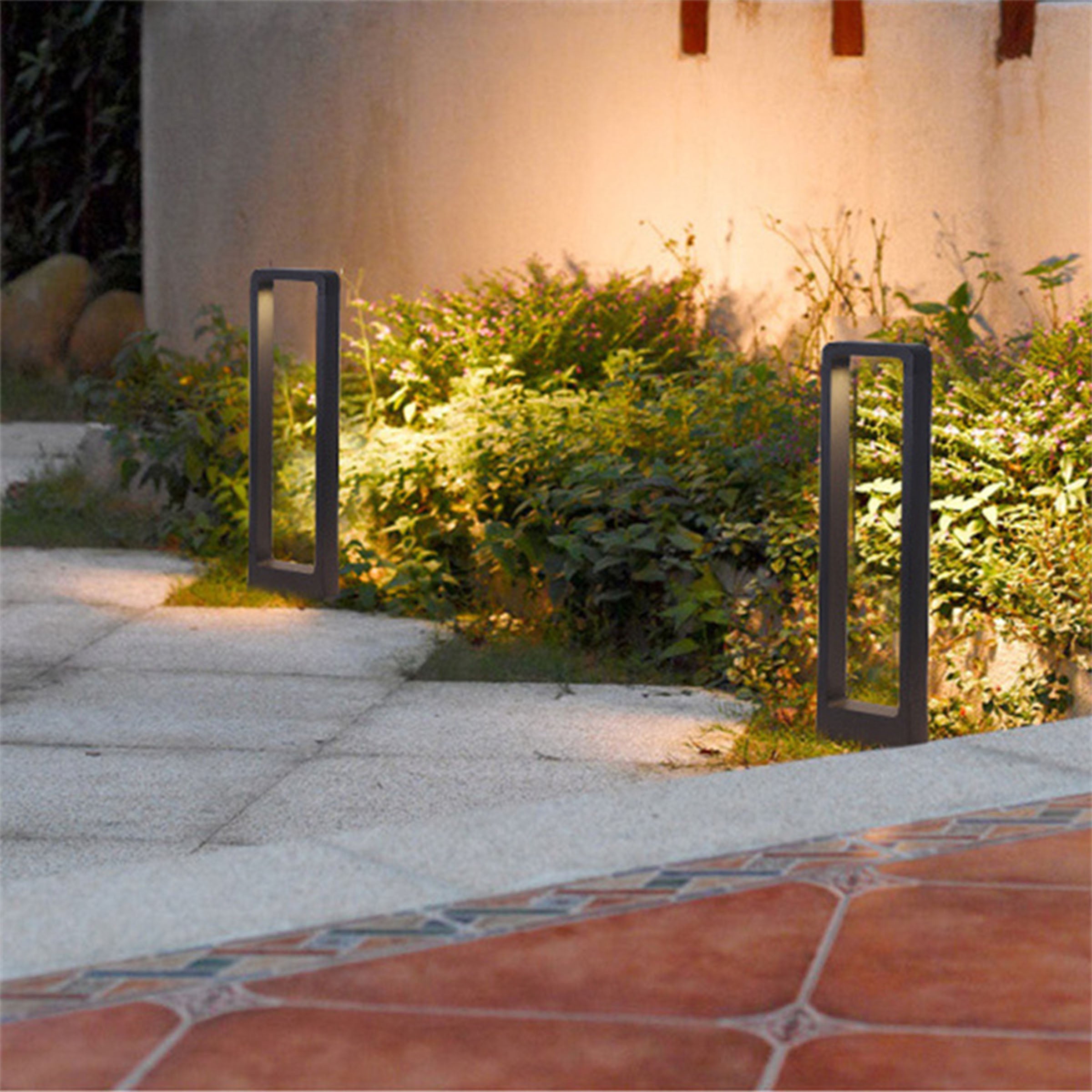 Outdoor Lawn Light HTD-K-2911 - Outdoor lightings - ebarza Furniture UAE | Shop Modern Furniture in Abu Dhabi & Dubai - مفروشات ايبازرا في الامارات | تسوق اثاث عصري وديكورات مميزة في دبي وابوظبي