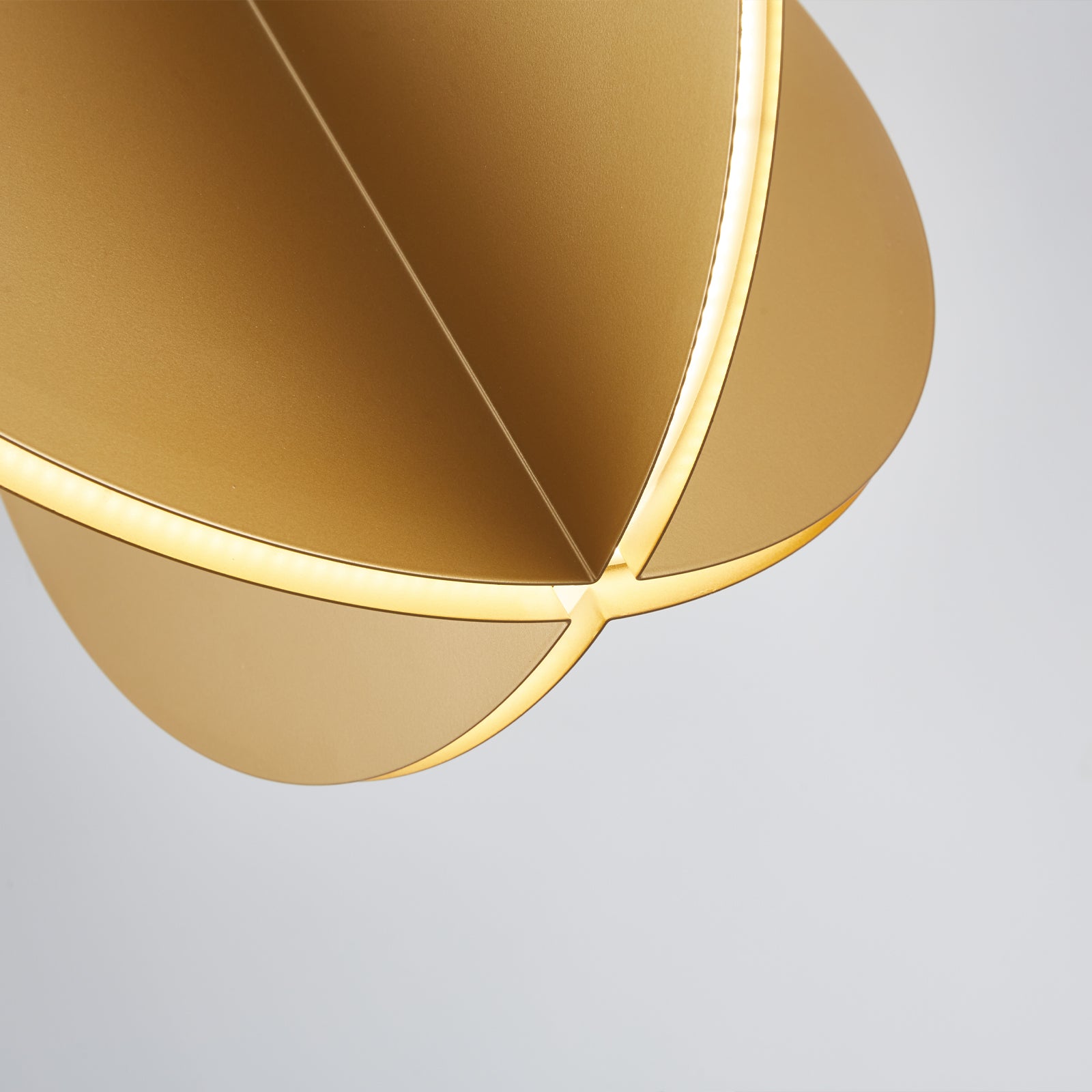 Pendant Lamp CY-DD-1036-G - Pendant Lamps - ebarza Furniture UAE | Shop Modern Furniture in Abu Dhabi & Dubai - مفروشات ايبازرا في الامارات | تسوق اثاث عصري وديكورات مميزة في دبي وابوظبي