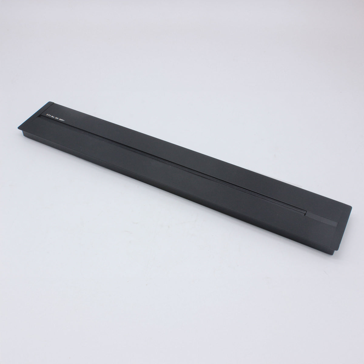 BEACON Power Track System 120x8 cm AH04-C with sleek metal design and electrical components for efficient lighting installation.