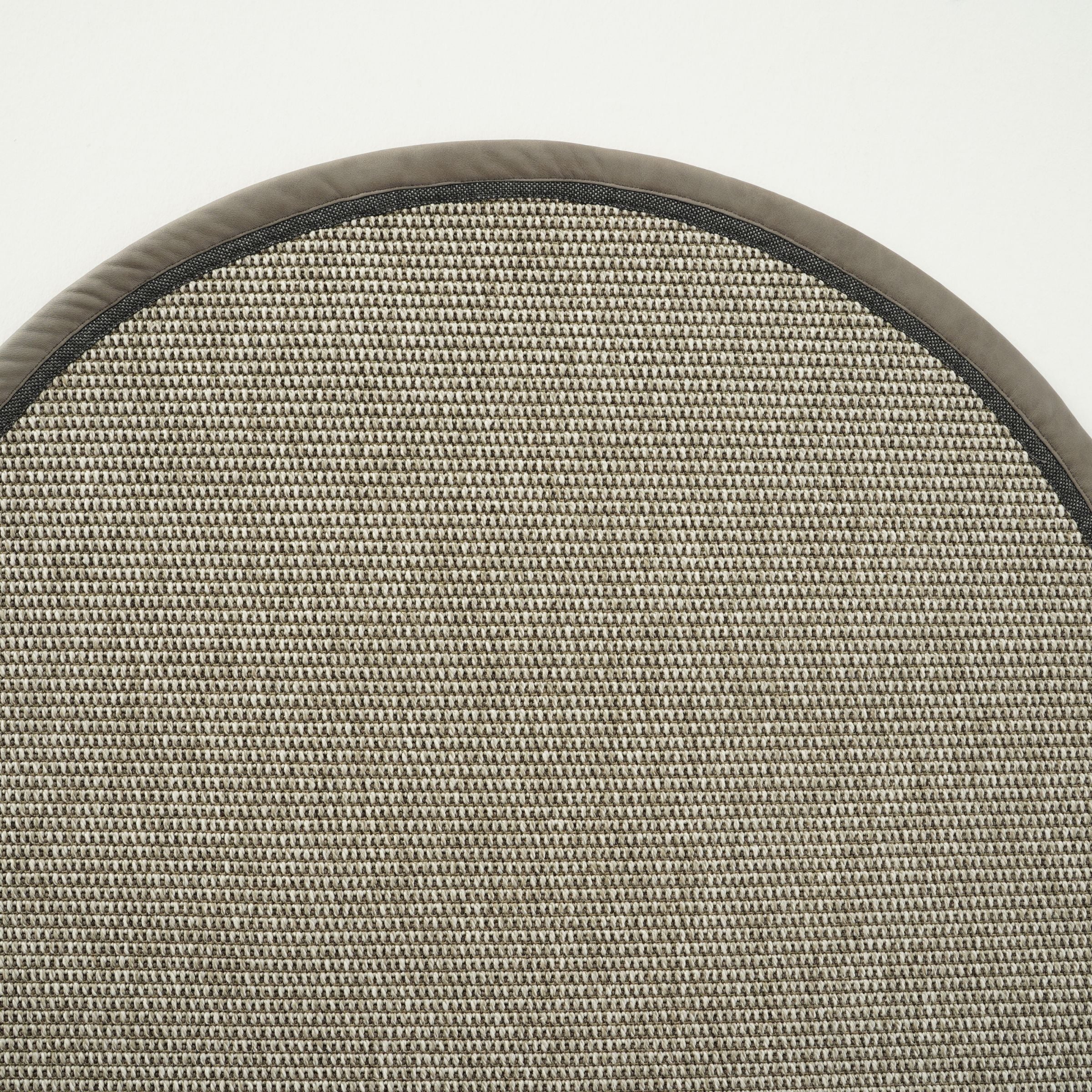 D300 CM SISAL CARPET MONTANA CH-SSLMTNA-RL - Rugs - ebarza Furniture UAE | Shop Modern Furniture in Abu Dhabi & Dubai - مفروشات ايبازرا في الامارات | تسوق اثاث عصري وديكورات مميزة في دبي وابوظبي