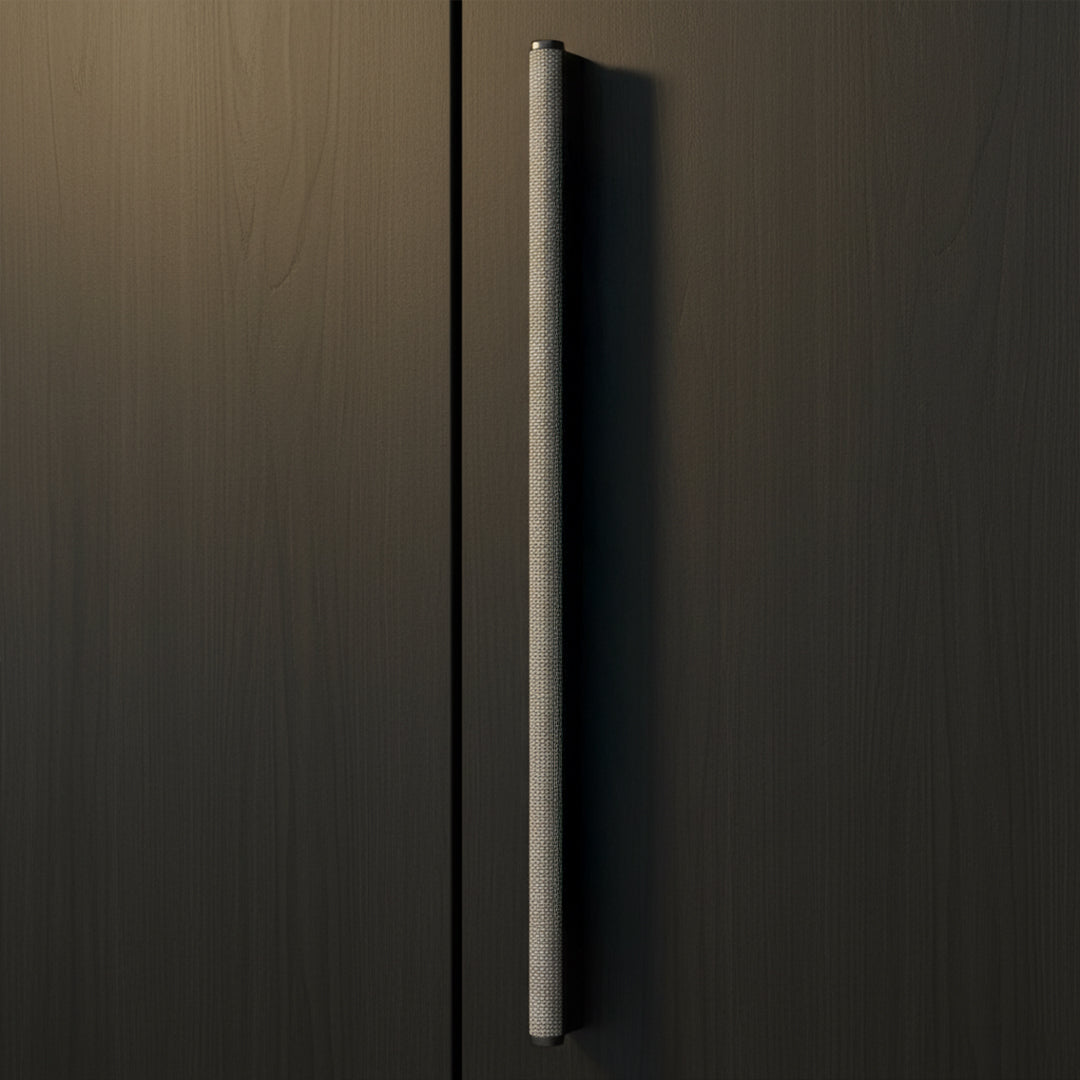 Light grey fabric pull handle for doors, 600mm length, from BEACON (KARDG), stylish and durable door handle in natural fabric finish.