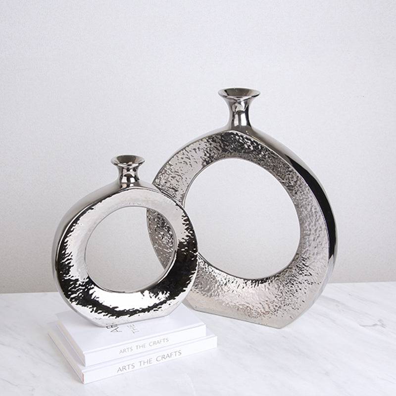 Silver Circle Vase-B Fa-D1960B - Vases - ebarza Furniture UAE | Shop Modern Furniture in Abu Dhabi & Dubai - مفروشات ايبازرا في الامارات | تسوق اثاث عصري وديكورات مميزة في دبي وابوظبي