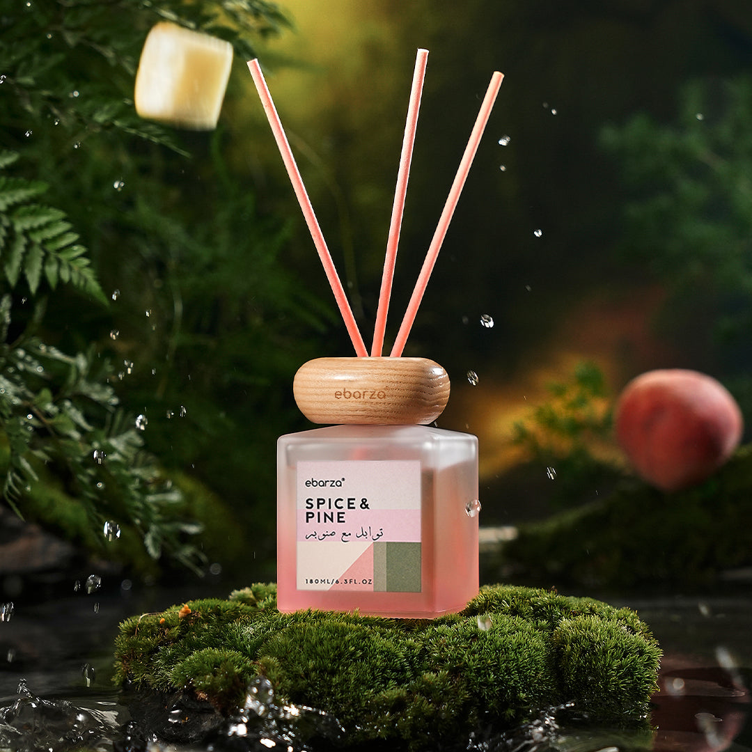 Spice & Pine Charming 180ml stick diffuser by M&SENSE, featuring a decorative glass bottle with natural reed sticks.