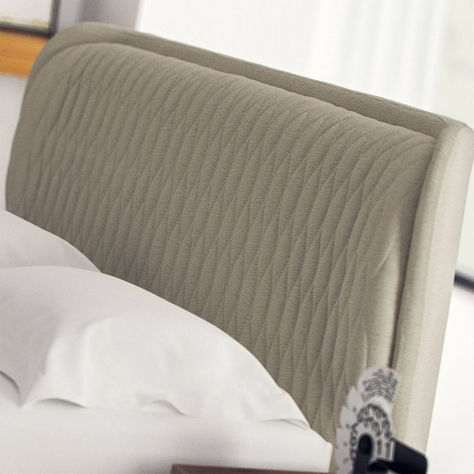 Viera King Size  Bedstead  Viera001-Bed -  Bedsteads | سرير بحجم الملك من فيرا - ebarza Furniture UAE | Shop Modern Furniture in Abu Dhabi & Dubai - مفروشات ايبازرا في الامارات | تسوق اثاث عصري وديكورات مميزة في دبي وابوظبي