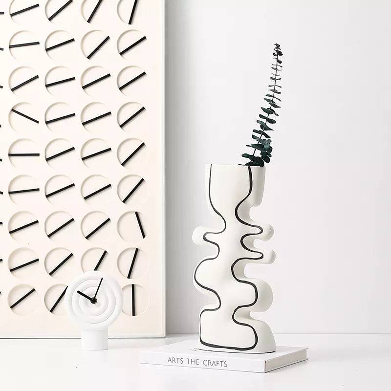 White Ceramic Vase With Black Hand Painted Detail - A Fa-D22097A - Vases - ebarza Furniture UAE | Shop Modern Furniture in Abu Dhabi & Dubai - مفروشات ايبازرا في الامارات | تسوق اثاث عصري وديكورات مميزة في دبي وابوظبي