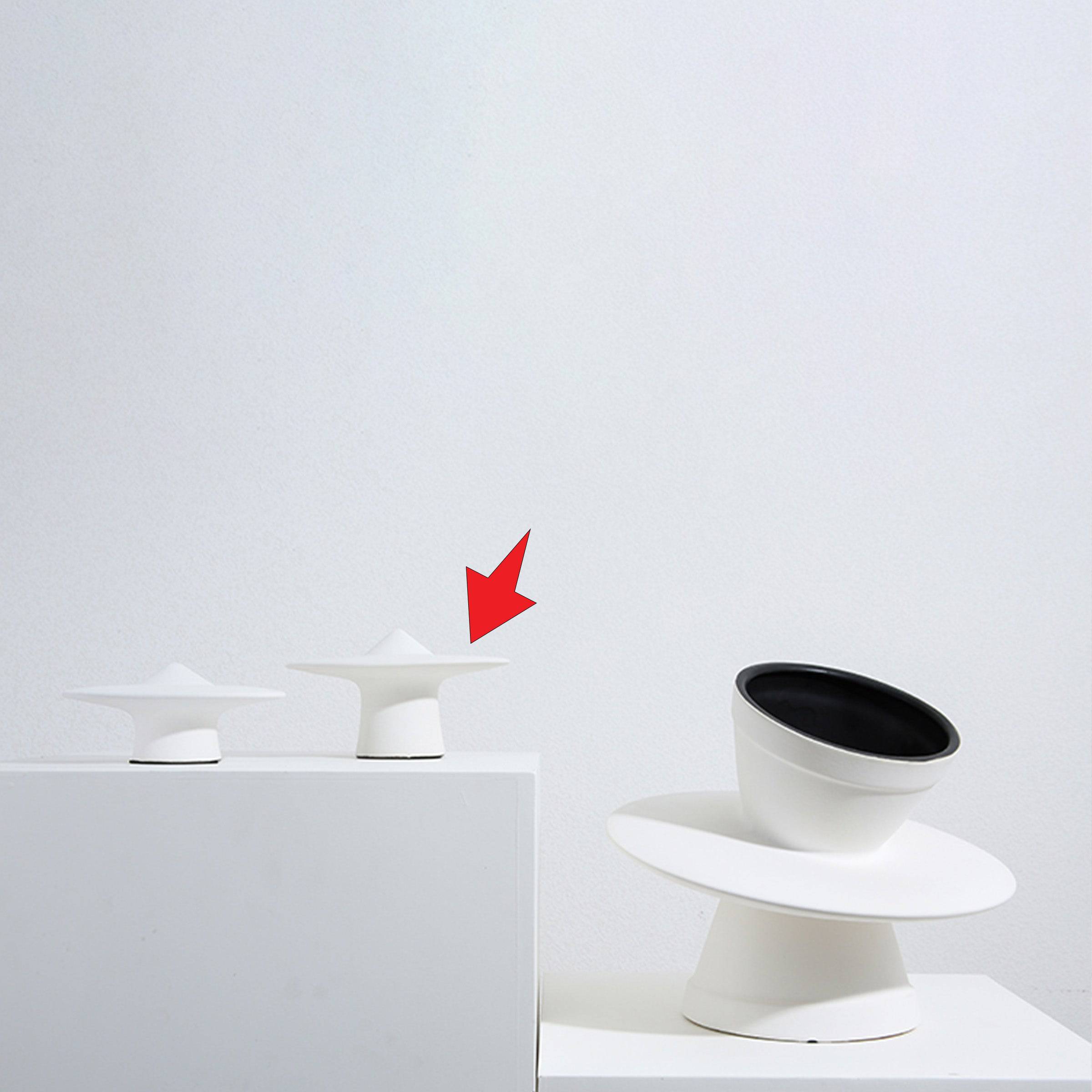 White Gyro Ceramic Decoration-A Fa-D2136A - Home Decor Figurines - ebarza Furniture UAE | Shop Modern Furniture in Abu Dhabi & Dubai - مفروشات ايبازرا في الامارات | تسوق اثاث عصري وديكورات مميزة في دبي وابوظبي