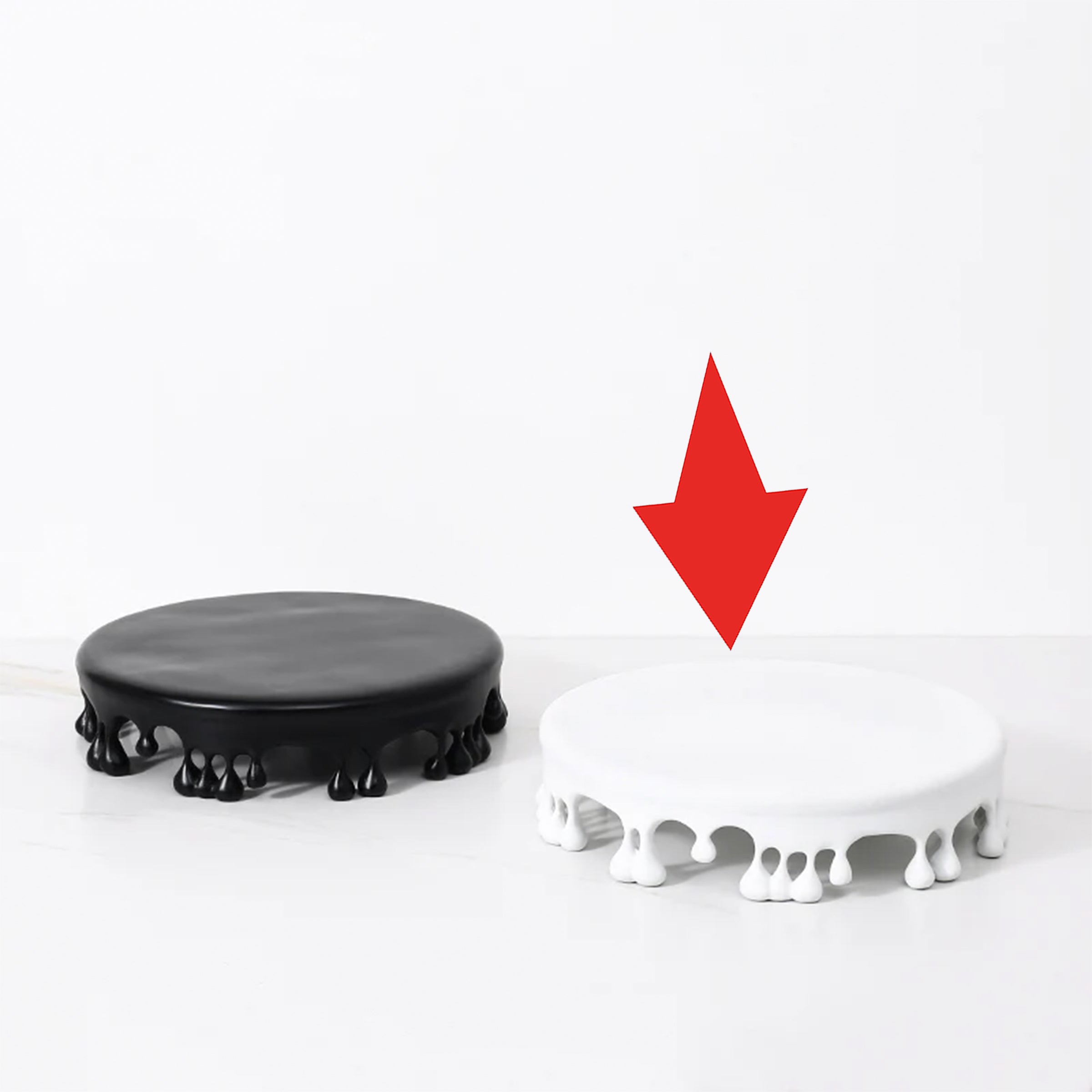 White Resin Pedestal Tray Fc-Sz2162B - Trays - ebarza Furniture UAE | Shop Modern Furniture in Abu Dhabi & Dubai - مفروشات ايبازرا في الامارات | تسوق اثاث عصري وديكورات مميزة في دبي وابوظبي