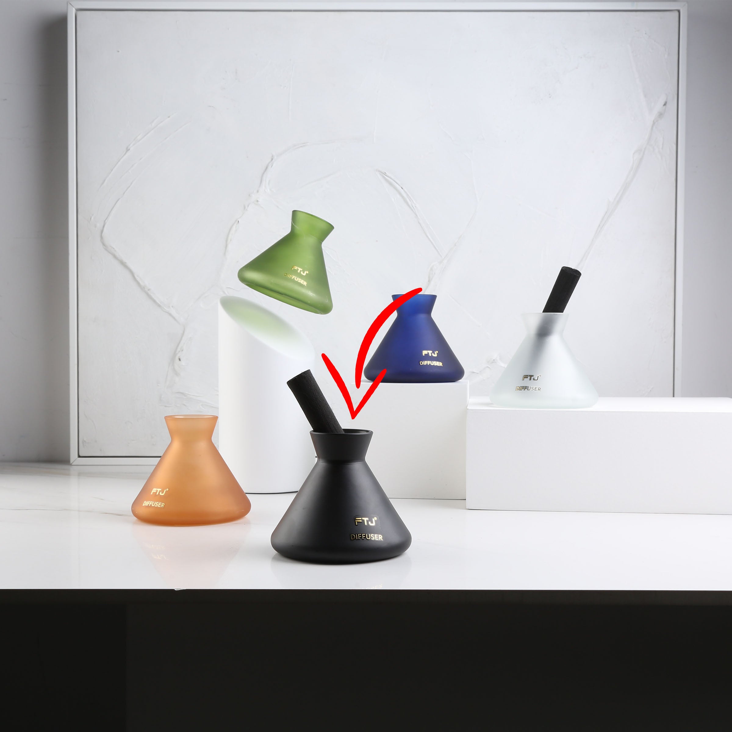 Colorful series- frosted black FD-FTJ036 - Stick Diffusers - ebarza Furniture UAE | Shop Modern Furniture in Abu Dhabi & Dubai - مفروشات ايبازرا في الامارات | تسوق اثاث عصري وديكورات مميزة في دبي وابوظبي