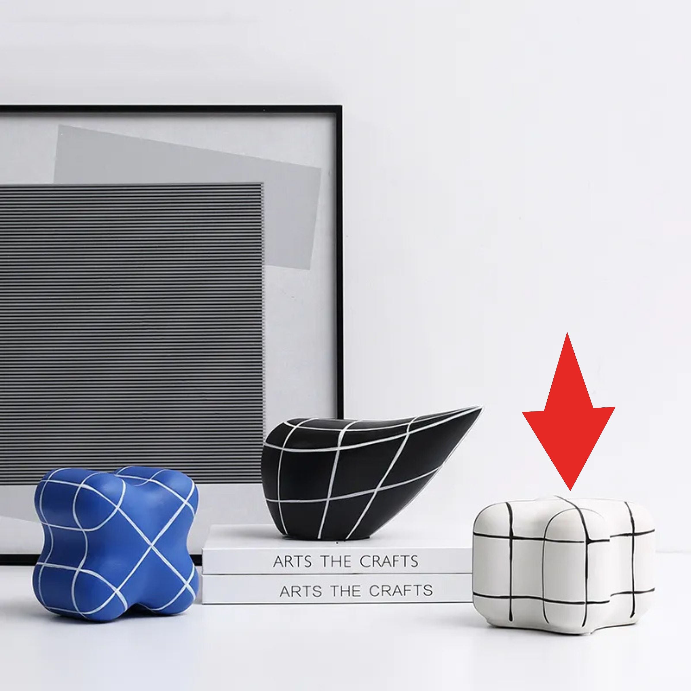 White Line Square Ornament-B Fa-D21097B - Home Decor Figurines - ebarza Furniture UAE | Shop Modern Furniture in Abu Dhabi & Dubai - مفروشات ايبازرا في الامارات | تسوق اثاث عصري وديكورات مميزة في دبي وابوظبي