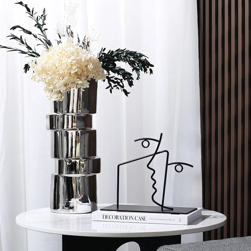 Black Metal Linear Sculpture Fc-W2117C - Home Decor Figurines - ebarza Furniture UAE | Shop Modern Furniture in Abu Dhabi & Dubai - مفروشات ايبازرا في الامارات | تسوق اثاث عصري وديكورات مميزة في دبي وابوظبي