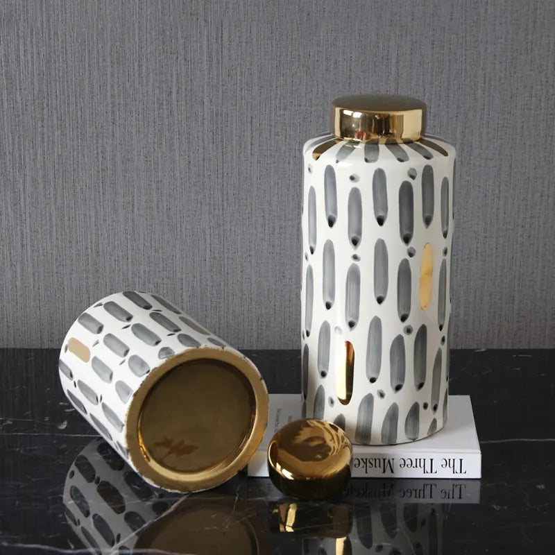 Black Stripe Bottle-B Vase Fa-D1980B - Vases - ebarza Furniture UAE | Shop Modern Furniture in Abu Dhabi & Dubai - مفروشات ايبازرا في الامارات | تسوق اثاث عصري وديكورات مميزة في دبي وابوظبي