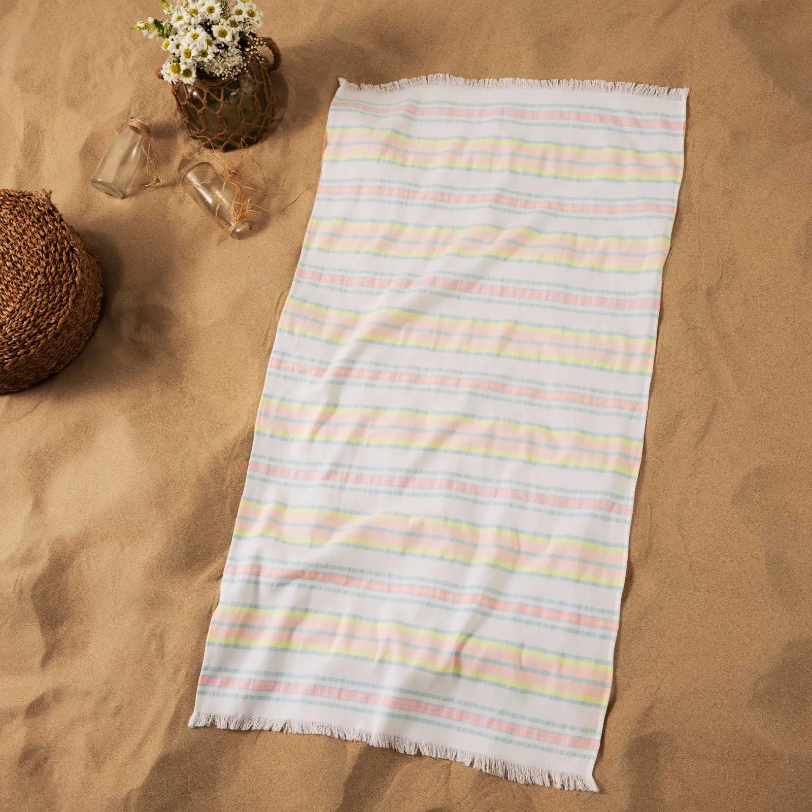 Karaca Home Geo Multi 100% Cotton Peshtemal 70X140 200.20.01.0188 - Towels - ebarza Furniture UAE | Shop Modern Furniture in Abu Dhabi & Dubai - مفروشات ايبازرا في الامارات | تسوق اثاث عصري وديكورات مميزة في دبي وابوظبي