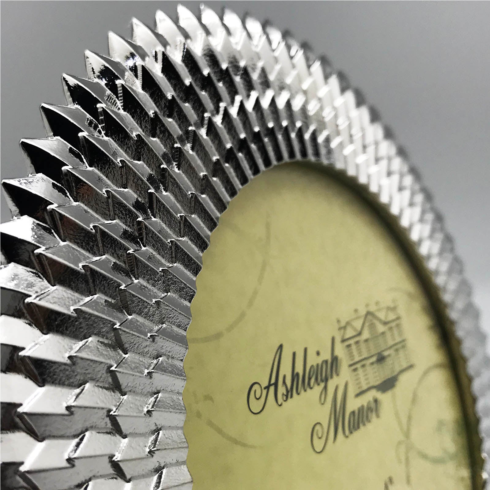 Handmade Zinc Plate/Ashtray Chrome 48146A0B9 - Trays - ebarza Furniture UAE | Shop Modern Furniture in Abu Dhabi & Dubai - مفروشات ايبازرا في الامارات | تسوق اثاث عصري وديكورات مميزة في دبي وابوظبي