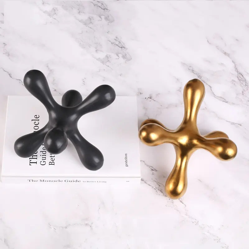 Golden Hexagonal Decoration - B Fa-D2021B - Home Decor Figurines - ebarza Furniture UAE | Shop Modern Furniture in Abu Dhabi & Dubai - مفروشات ايبازرا في الامارات | تسوق اثاث عصري وديكورات مميزة في دبي وابوظبي