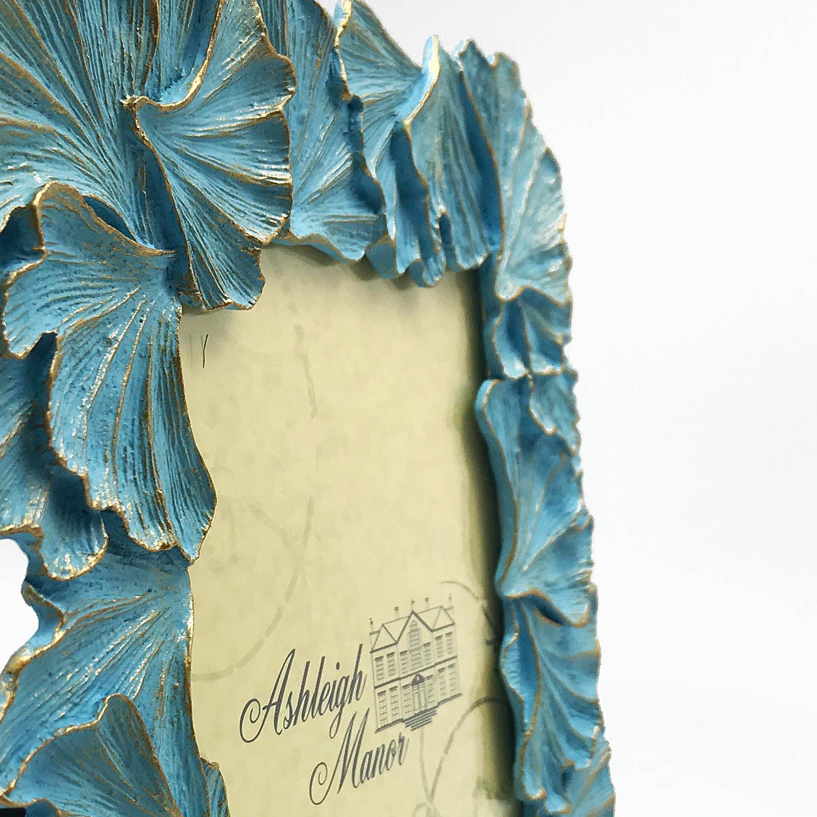 Handmade Glass& Zinc Perfume Jar Sky 47388Ch04 - Perfume Bottle - ebarza Furniture UAE | Shop Modern Furniture in Abu Dhabi & Dubai - مفروشات ايبازرا في الامارات | تسوق اثاث عصري وديكورات مميزة في دبي وابوظبي