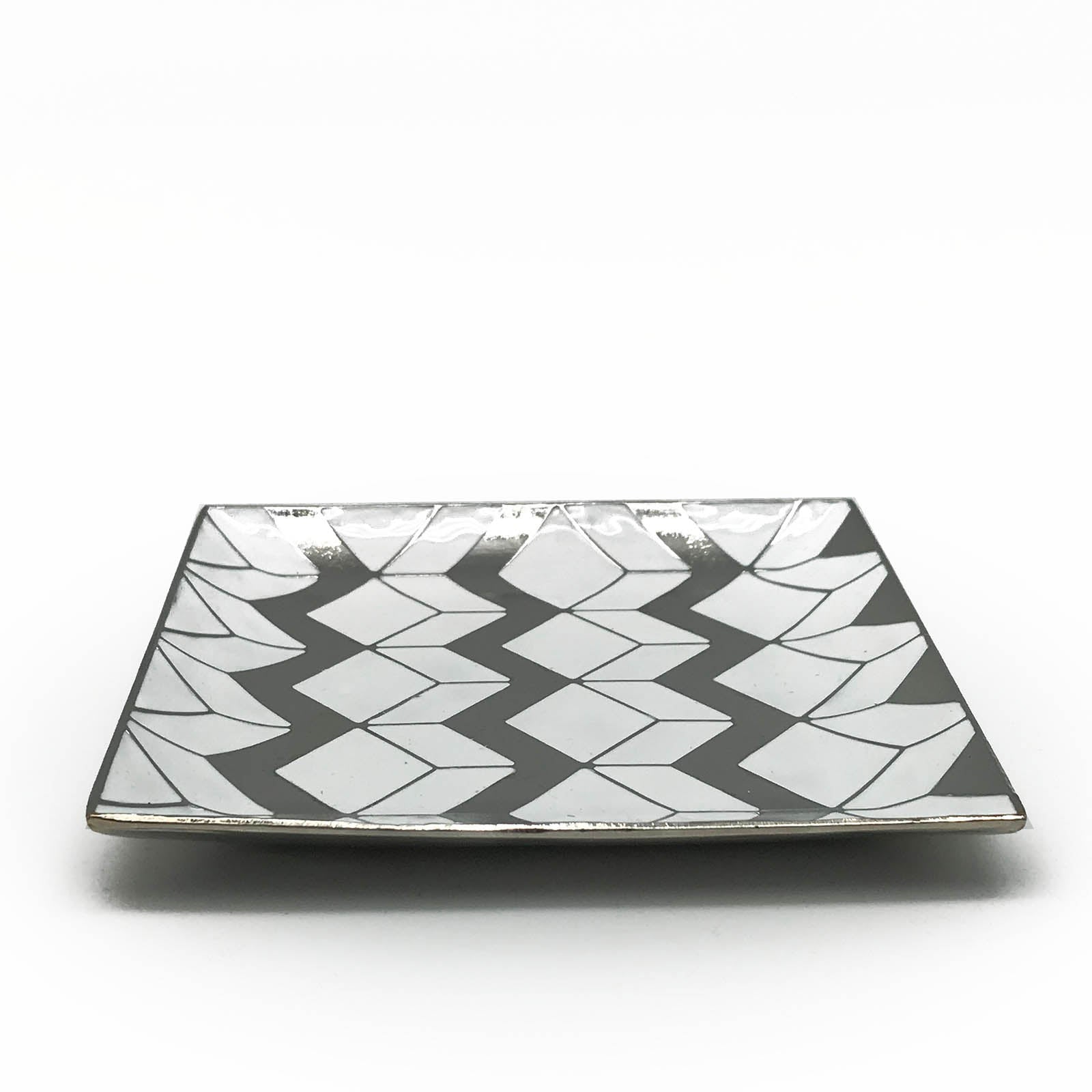 Handmade Zinc Plate/Ashtray Chrome 48134A000 - Trays - ebarza Furniture UAE | Shop Modern Furniture in Abu Dhabi & Dubai - مفروشات ايبازرا في الامارات | تسوق اثاث عصري وديكورات مميزة في دبي وابوظبي