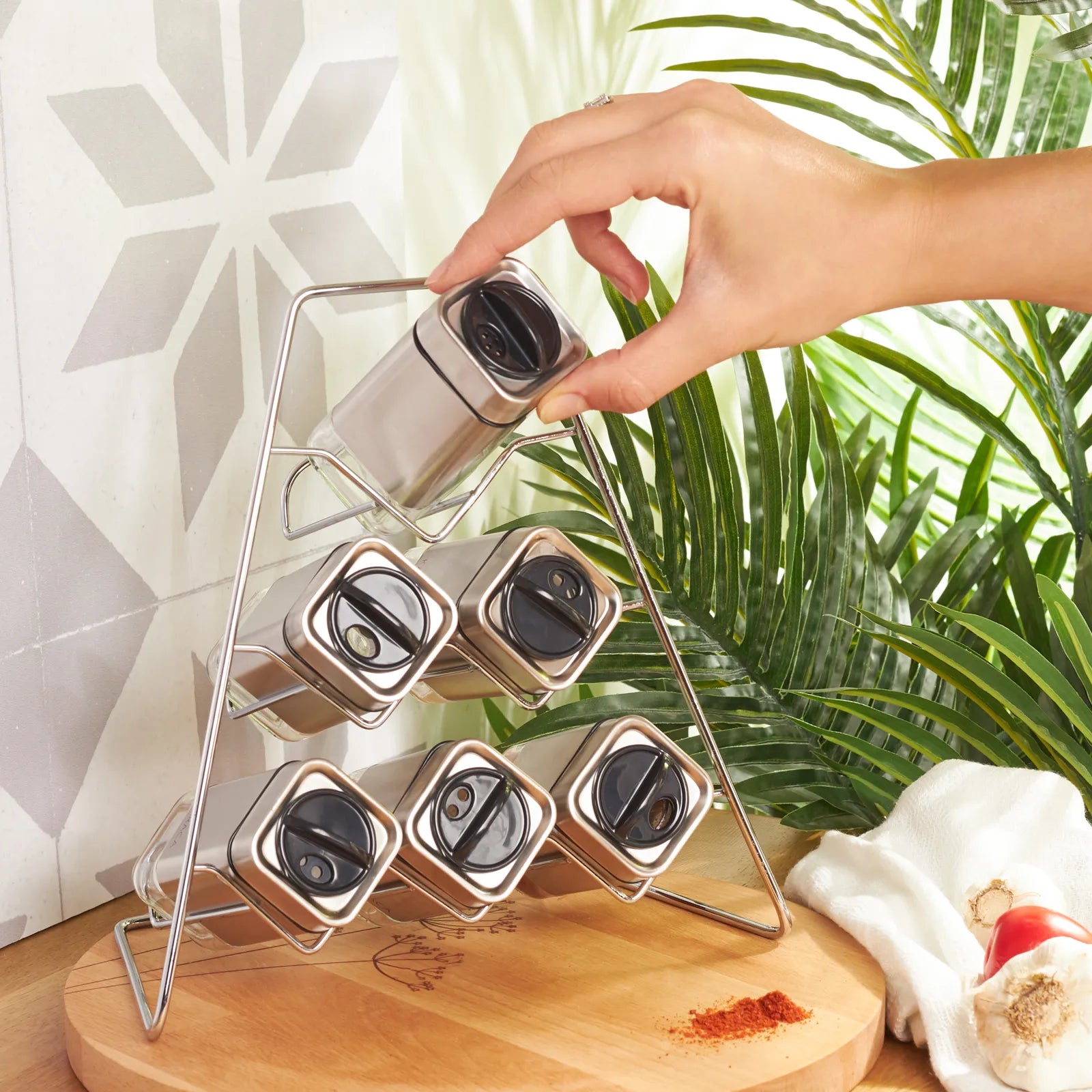 Karaca Avangart 7 Piece Triangle Spice Set 153.03.06.5947 - Spice Sets - ebarza Furniture UAE | Shop Modern Furniture in Abu Dhabi & Dubai - مفروشات ايبازرا في الامارات | تسوق اثاث عصري وديكورات مميزة في دبي وابوظبي