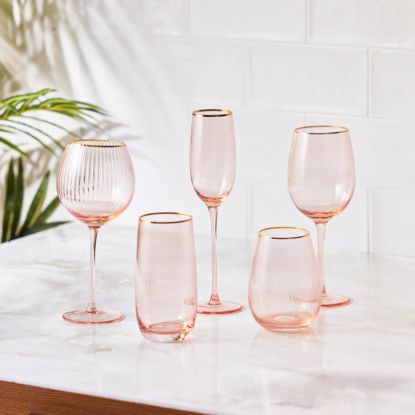 Karaca Gemma Water Glass Salmon 550 Ml 153.03.08.1573 - Drinkware - ebarza Furniture UAE | Shop Modern Furniture in Abu Dhabi & Dubai - مفروشات ايبازرا في الامارات | تسوق اثاث عصري وديكورات مميزة في دبي وابوظبي