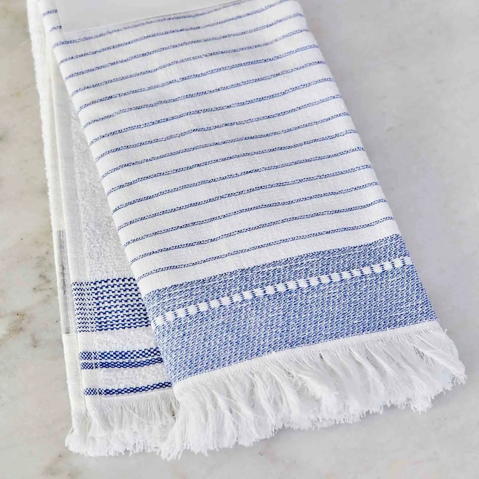 Karaca Home Alina İndigo 2 Pcs Kitchen Towel 60X40Cm 200.18.01.0393 - Towels - ebarza Furniture UAE | Shop Modern Furniture in Abu Dhabi & Dubai - مفروشات ايبازرا في الامارات | تسوق اثاث عصري وديكورات مميزة في دبي وابوظبي