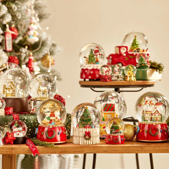Karaca Home Christmas Snow Globe 300.21.02.0317 - Home Decor Figurines - ebarza Furniture UAE | Shop Modern Furniture in Abu Dhabi & Dubai - مفروشات ايبازرا في الامارات | تسوق اثاث عصري وديكورات مميزة في دبي وابوظبي
