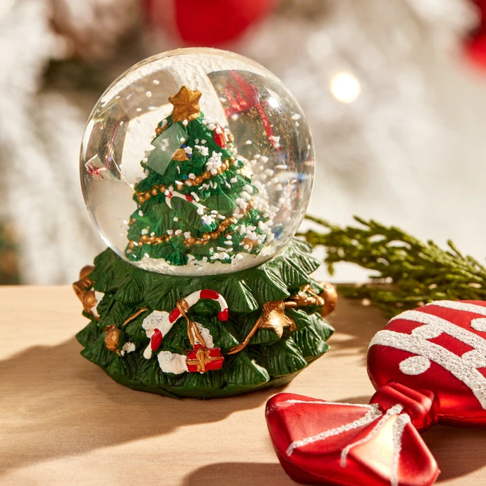 Karaca Home Christmas Snow Globe 300.21.02.0317 - Home Decor Figurines - ebarza Furniture UAE | Shop Modern Furniture in Abu Dhabi & Dubai - مفروشات ايبازرا في الامارات | تسوق اثاث عصري وديكورات مميزة في دبي وابوظبي